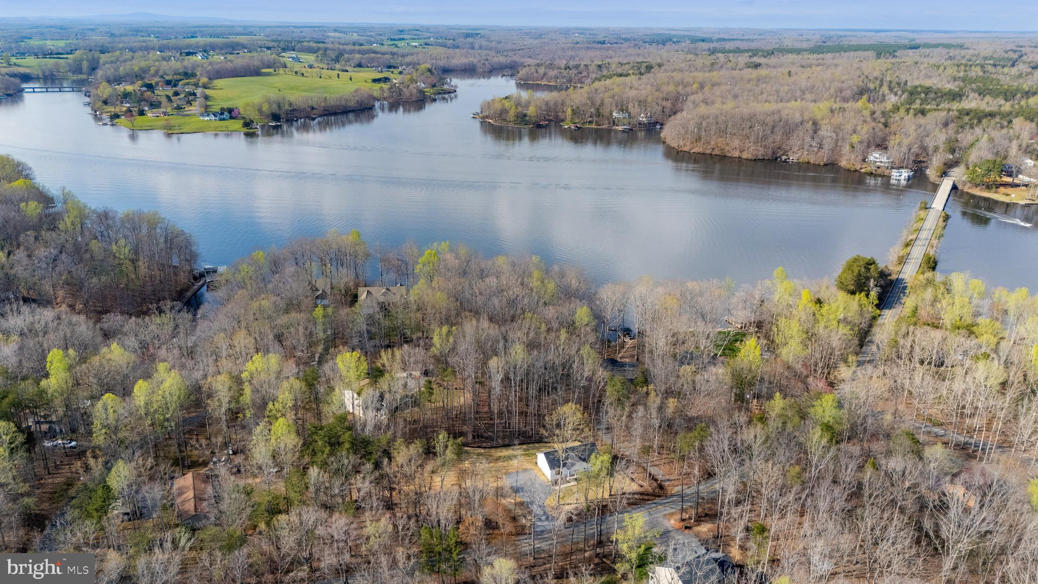 CLEARVIEW SHORES - Residential