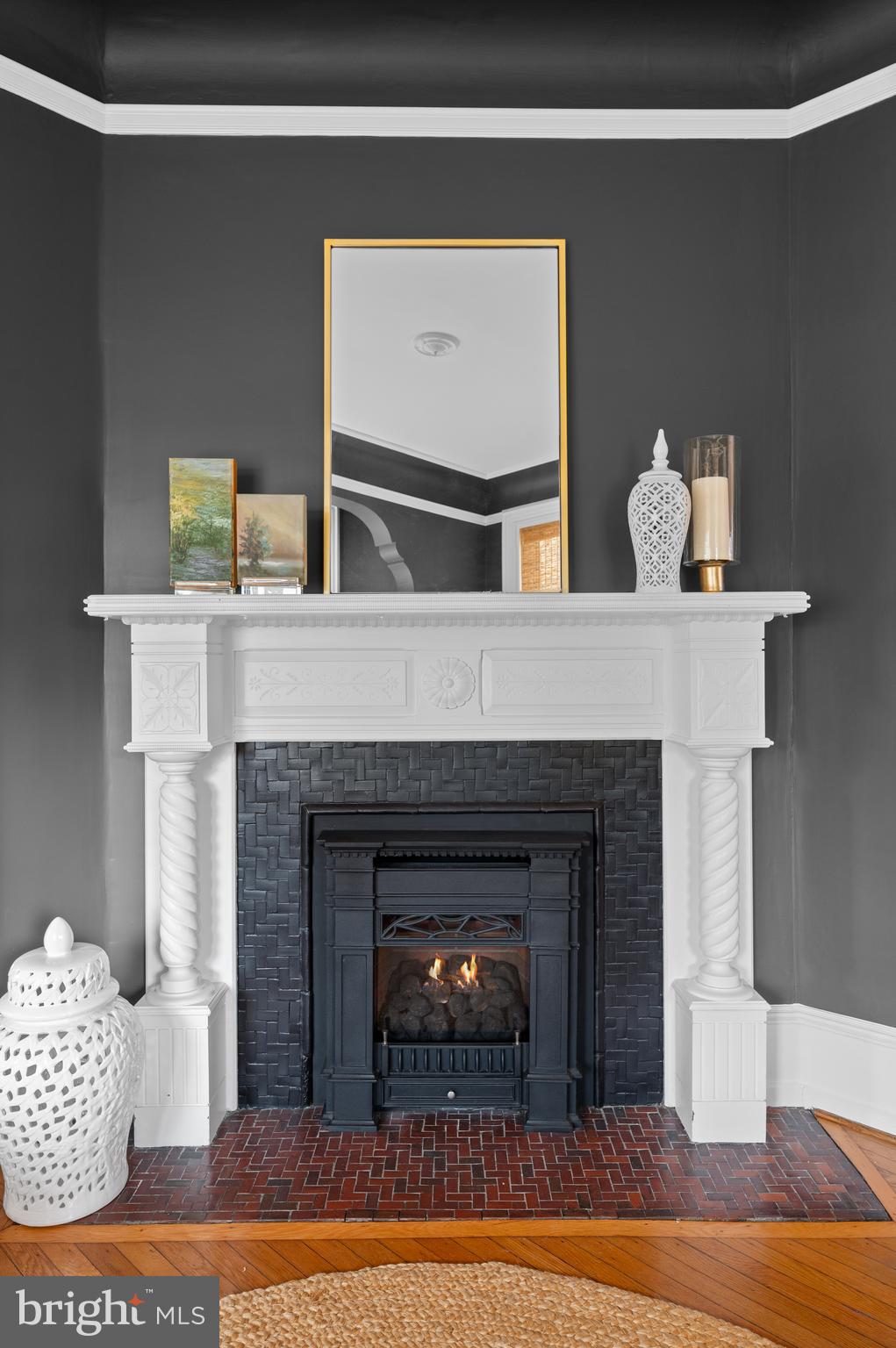 SOUTH WAYNE - Residential