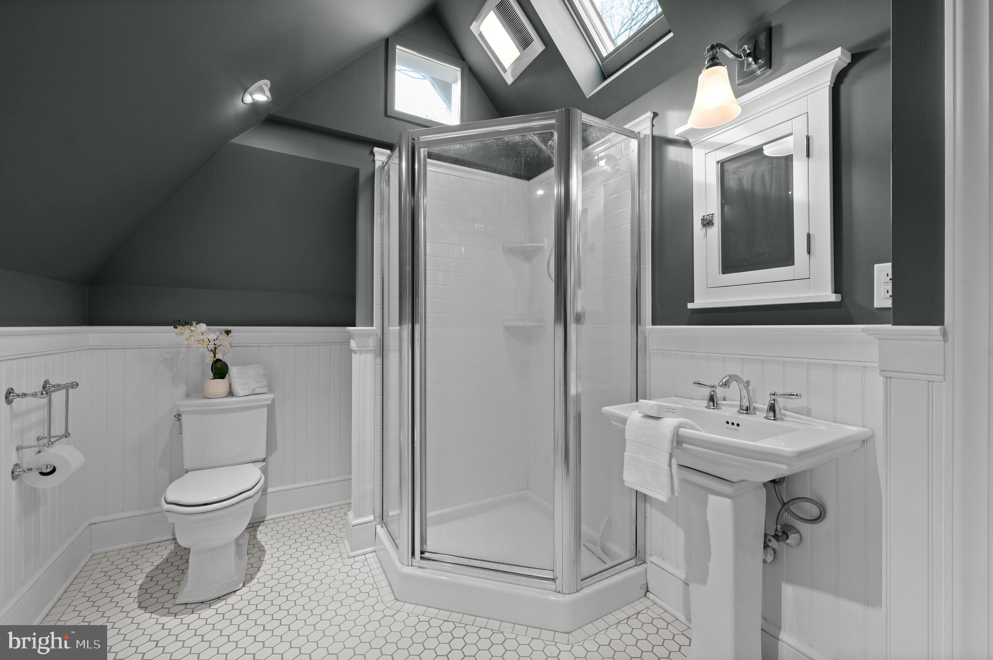 SOUTH WAYNE - Residential