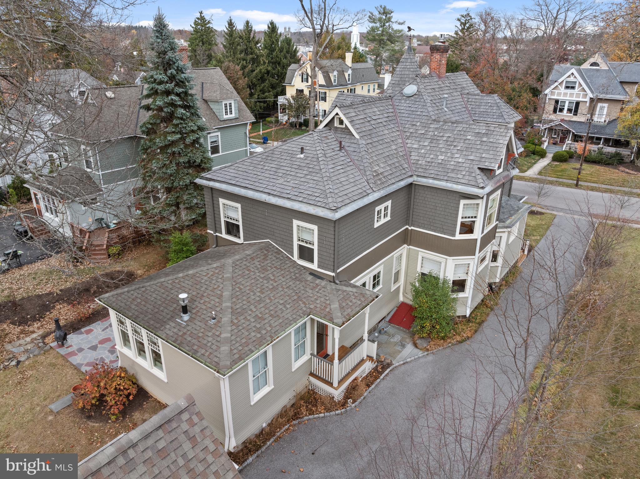 SOUTH WAYNE - Residential