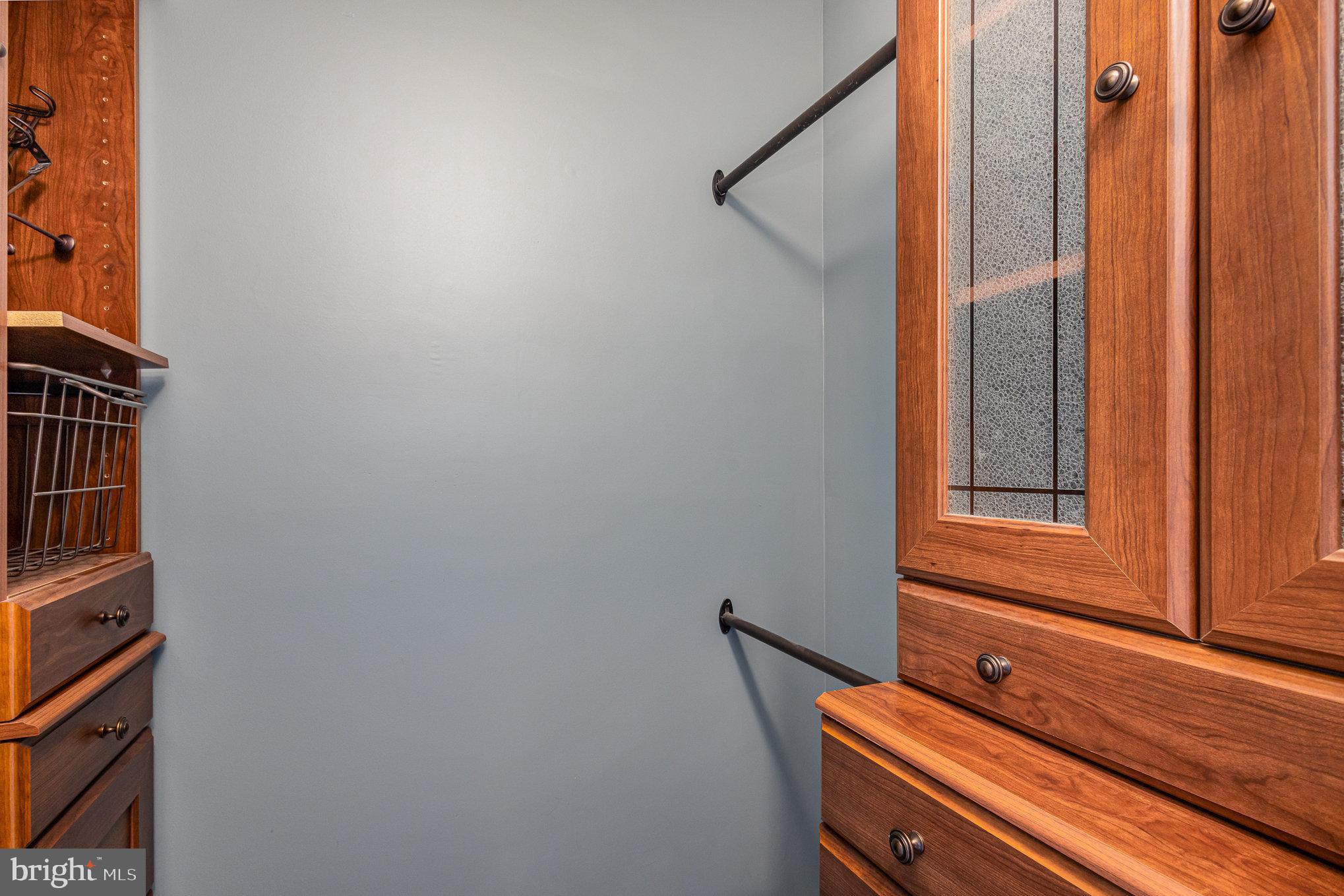 KINGSWOOD - Residential