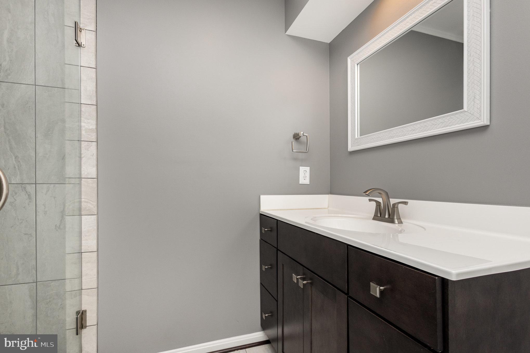 KINGSWOOD - Residential