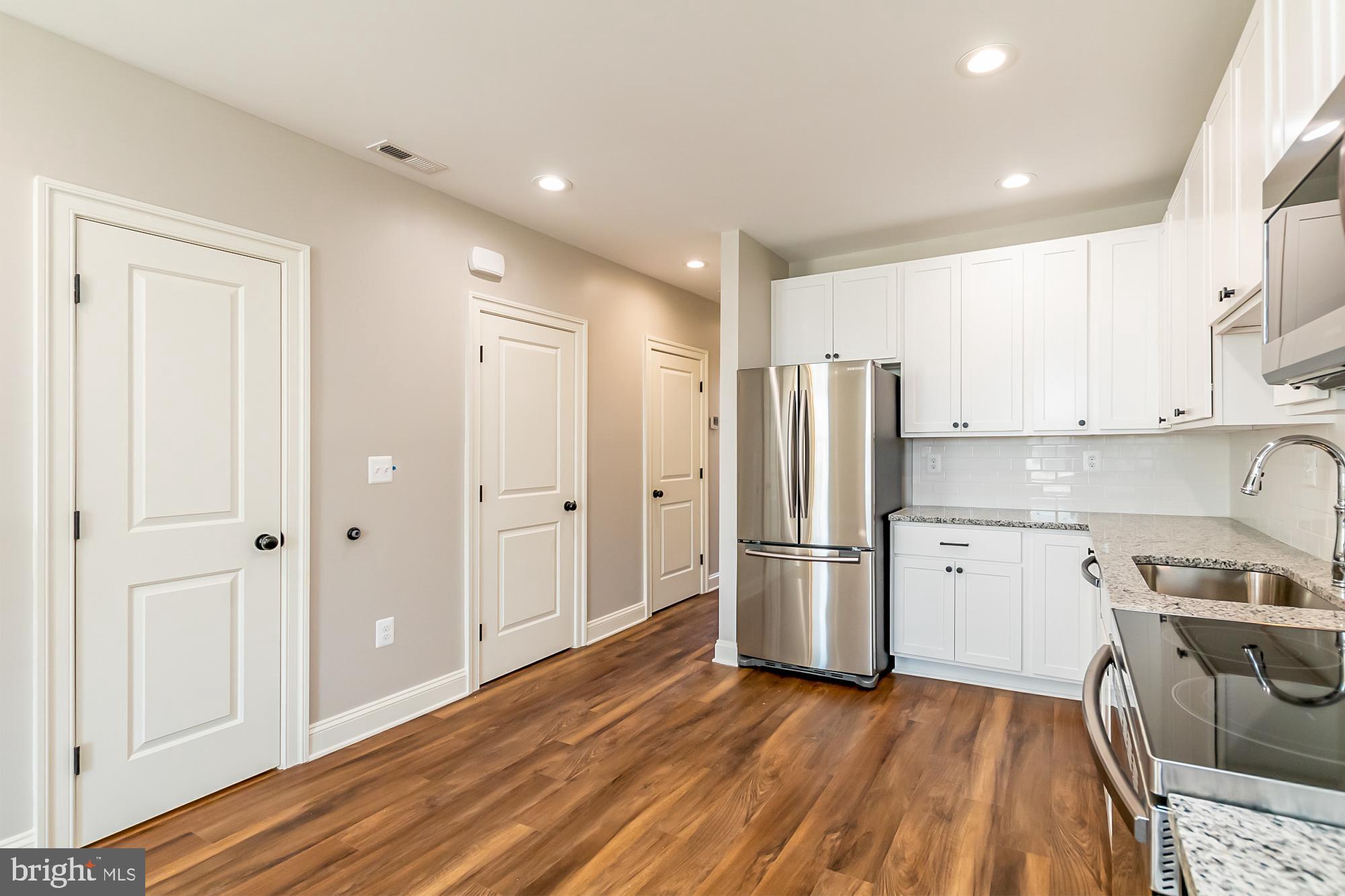 STATION NORTH ARTS DISTRICT - Residential Lease