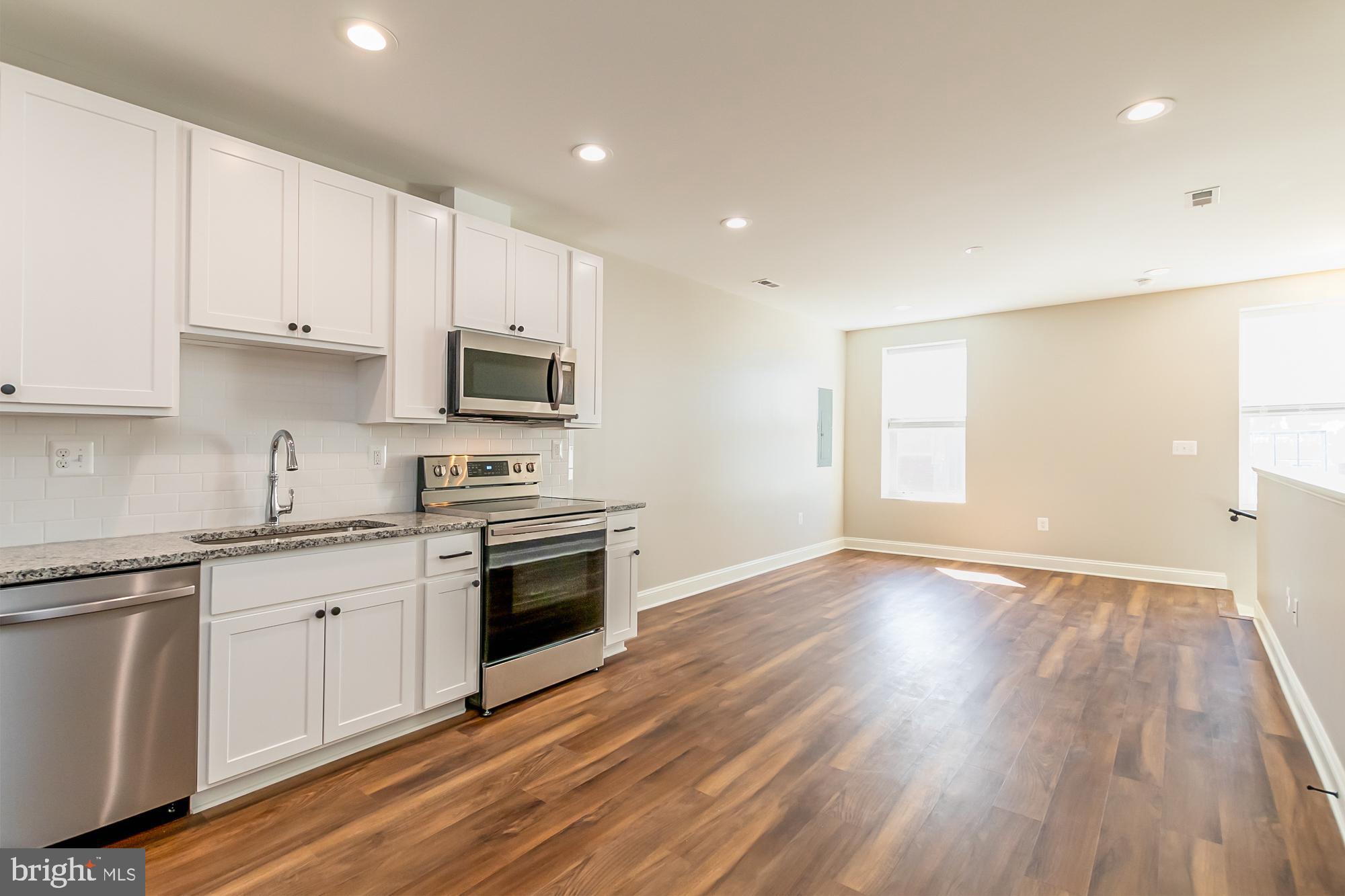 STATION NORTH ARTS DISTRICT - Residential Lease