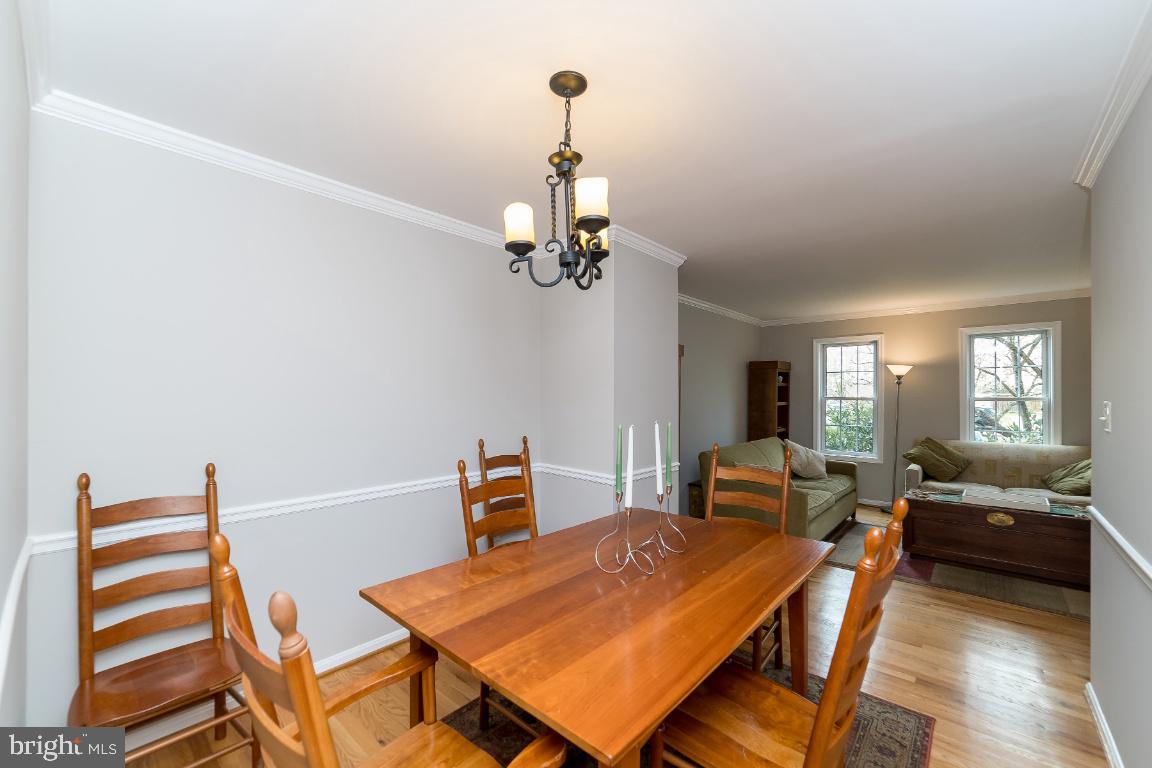 RESTON - Residential