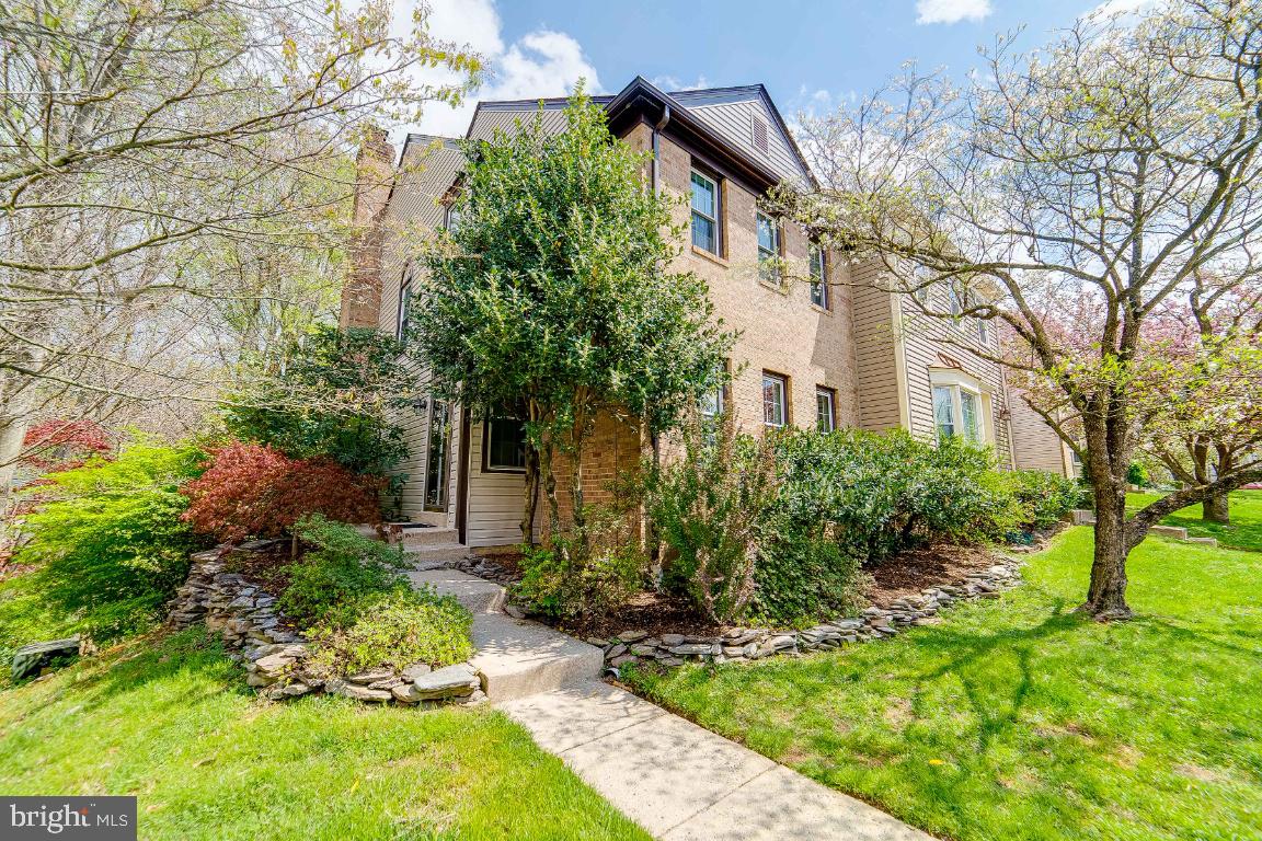 RESTON - Residential