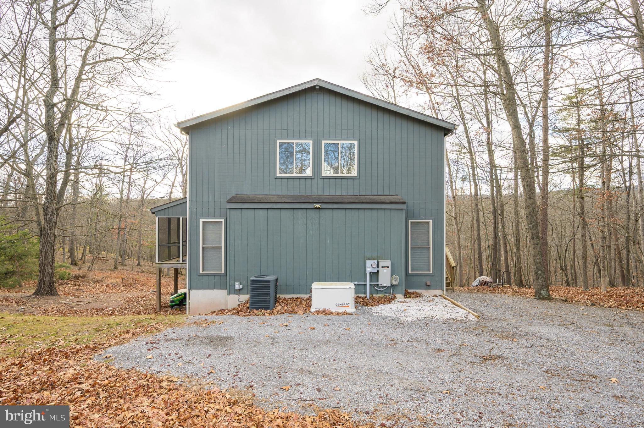 THE WOODS - Residential