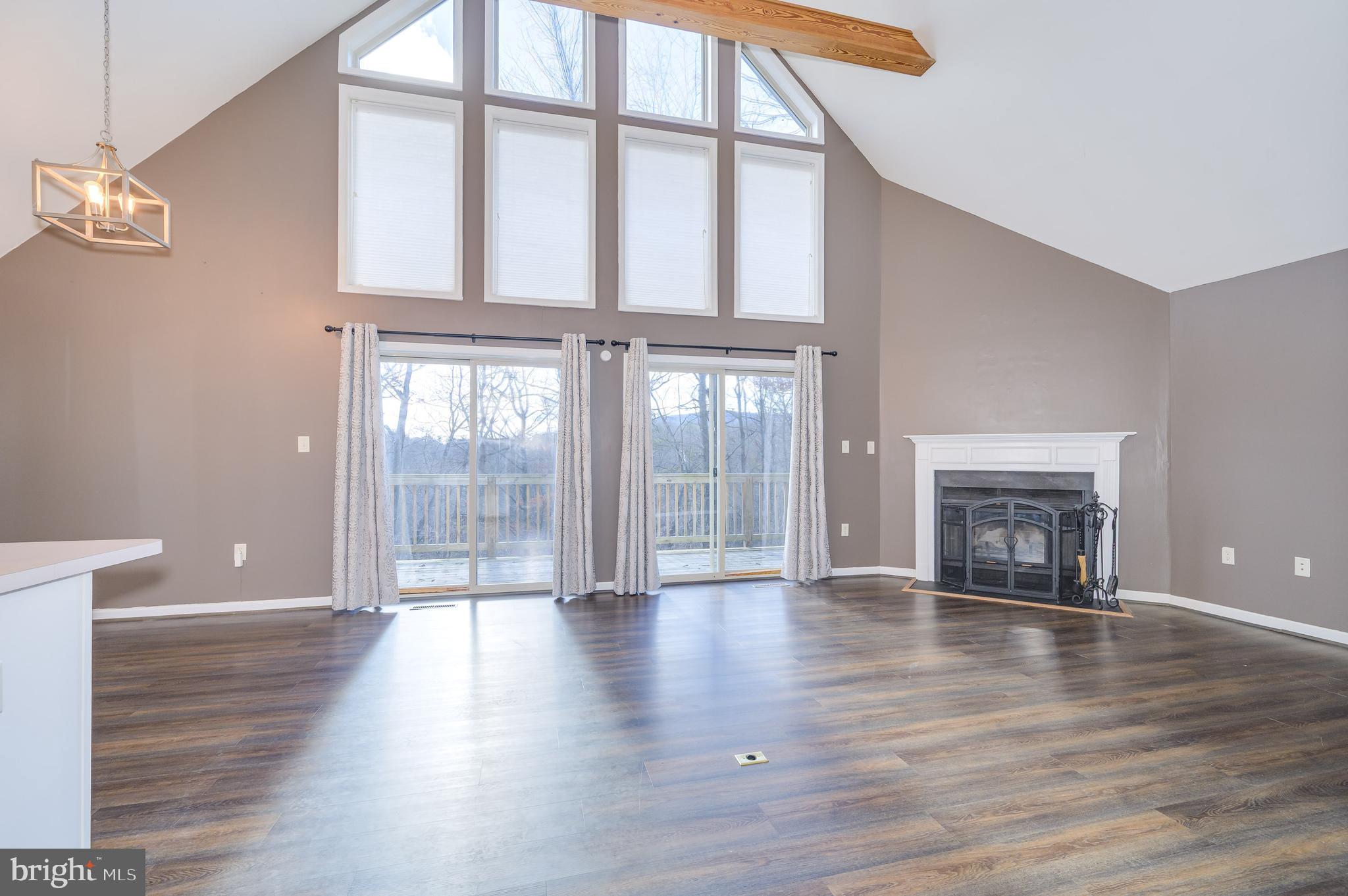 THE WOODS - Residential