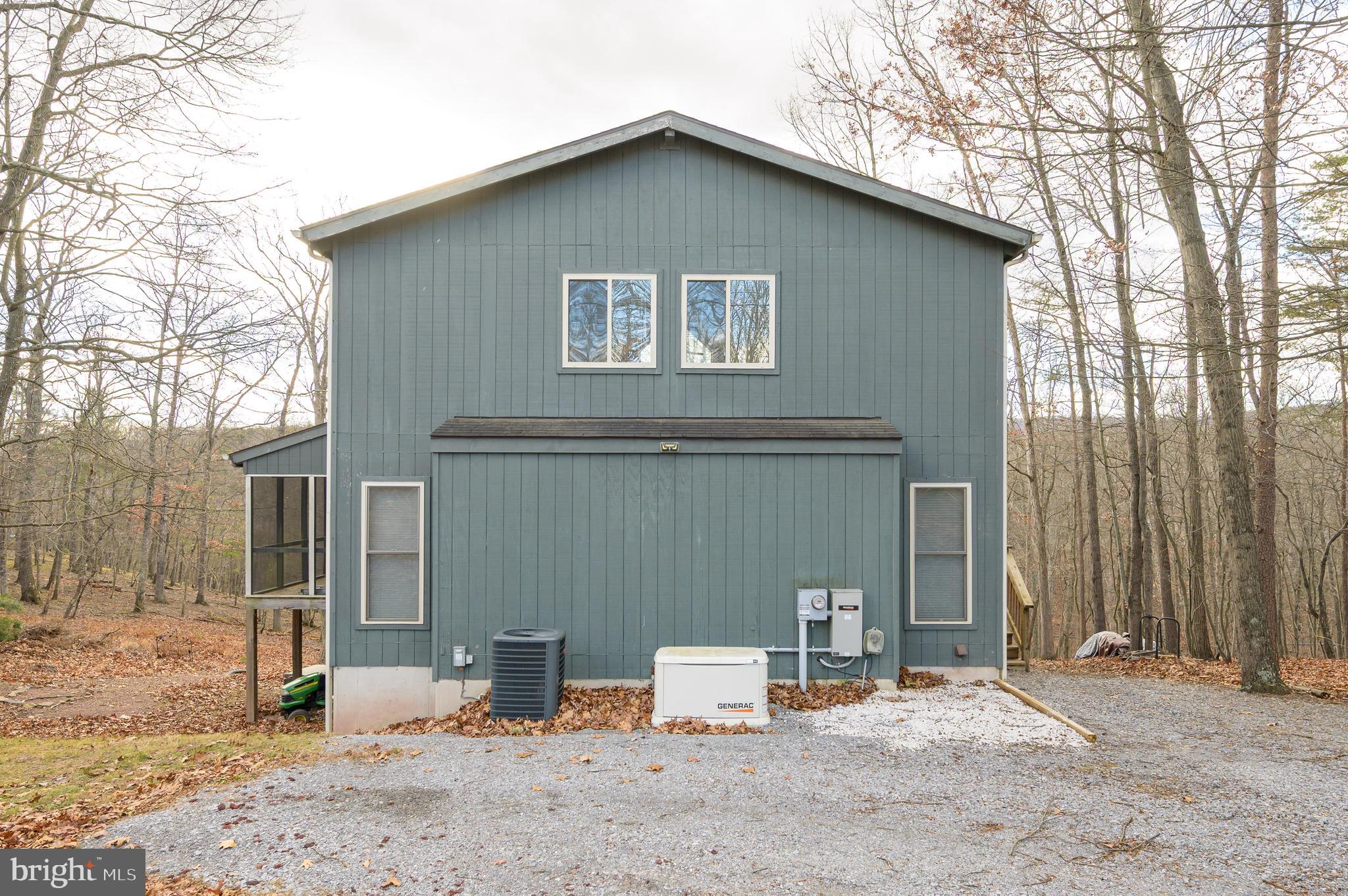 THE WOODS - Residential