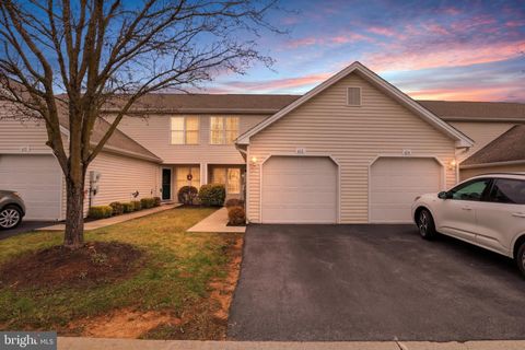 Condo For Sale - 612 Mallard Drive<br/> York County, ETTERS, PA 17319
