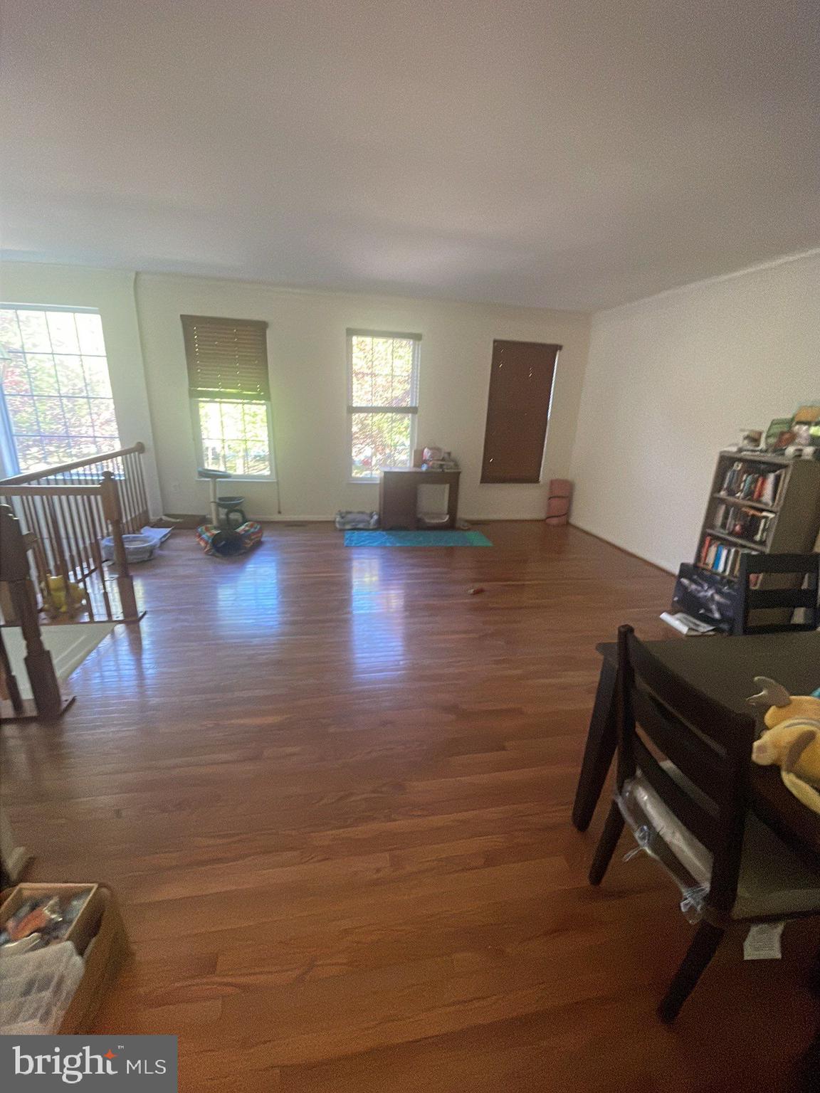 FAIR LAKES COURT - Residential Lease