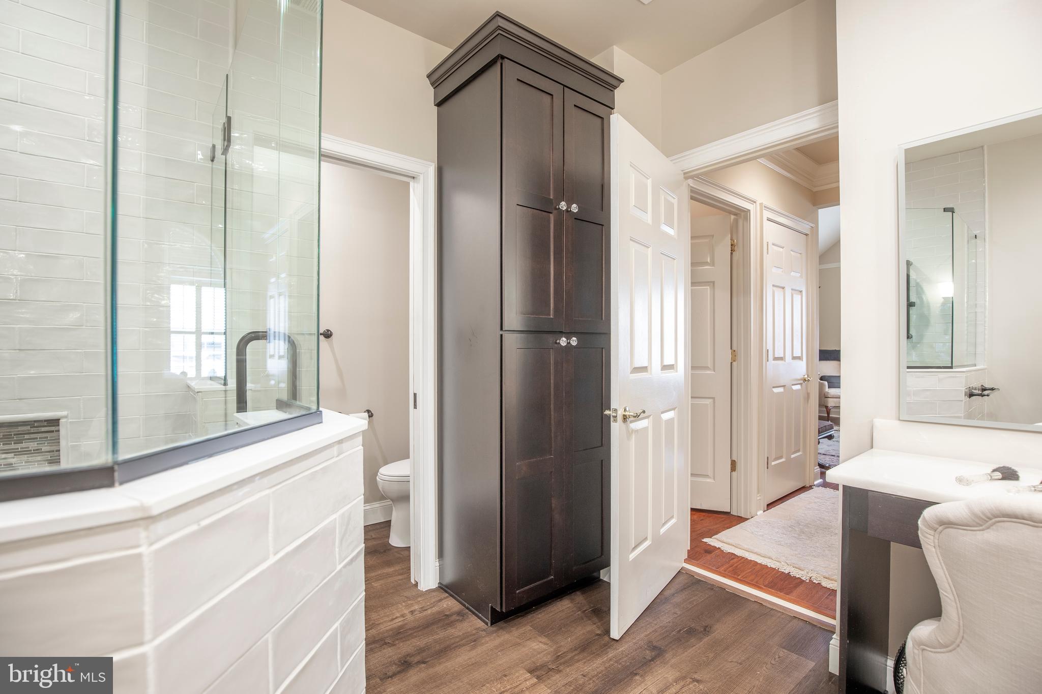 VILLAS OF NEWTOWN - Residential