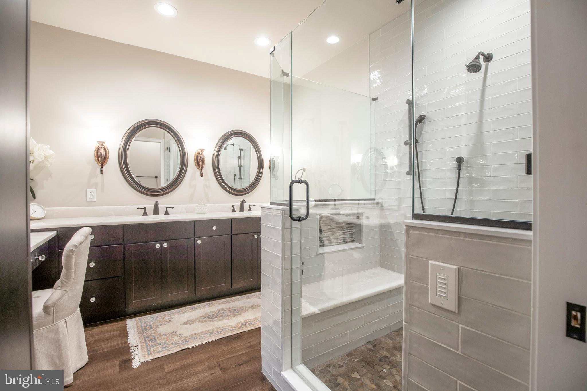 VILLAS OF NEWTOWN - Residential