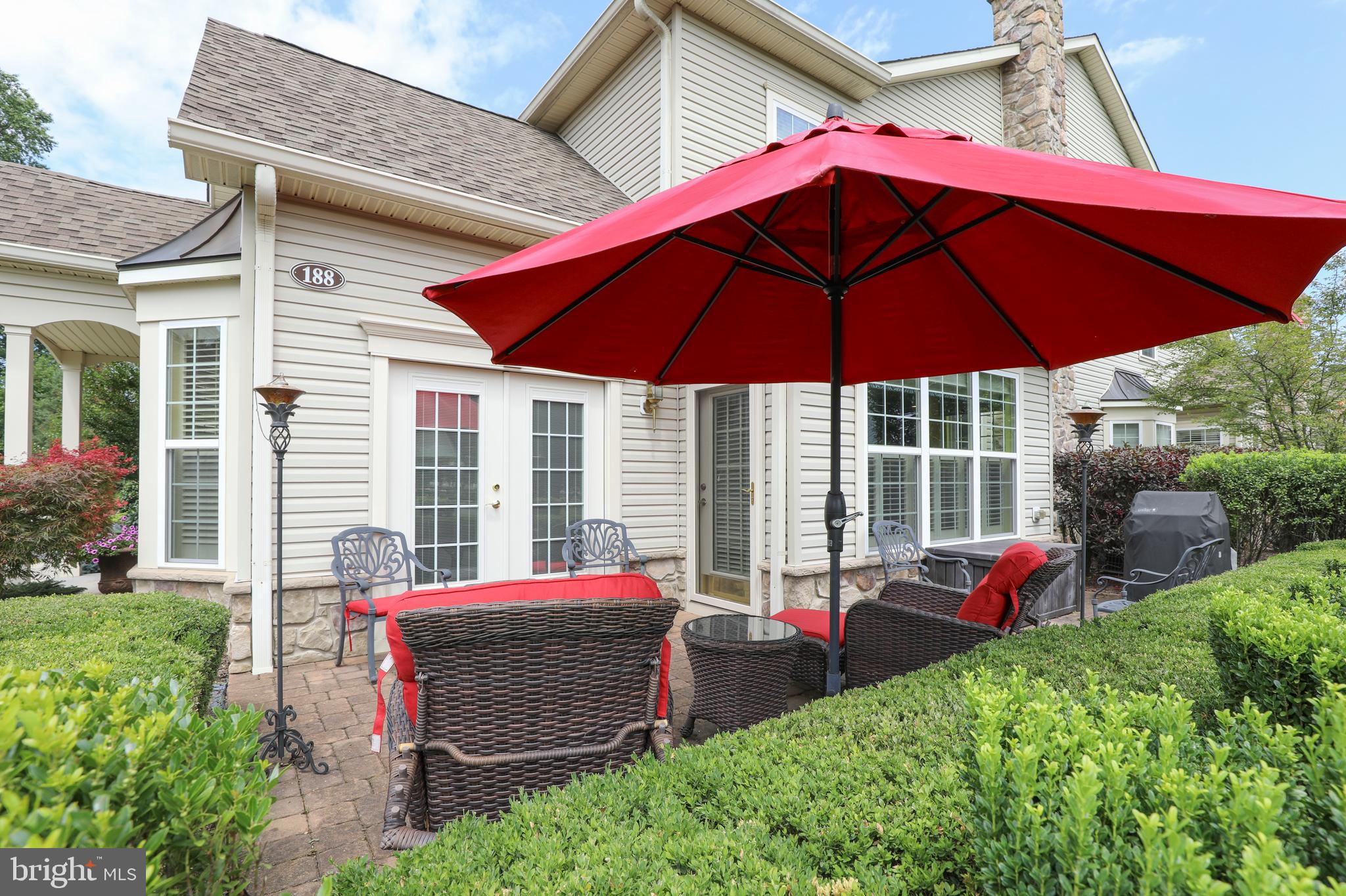 VILLAS OF NEWTOWN - Residential