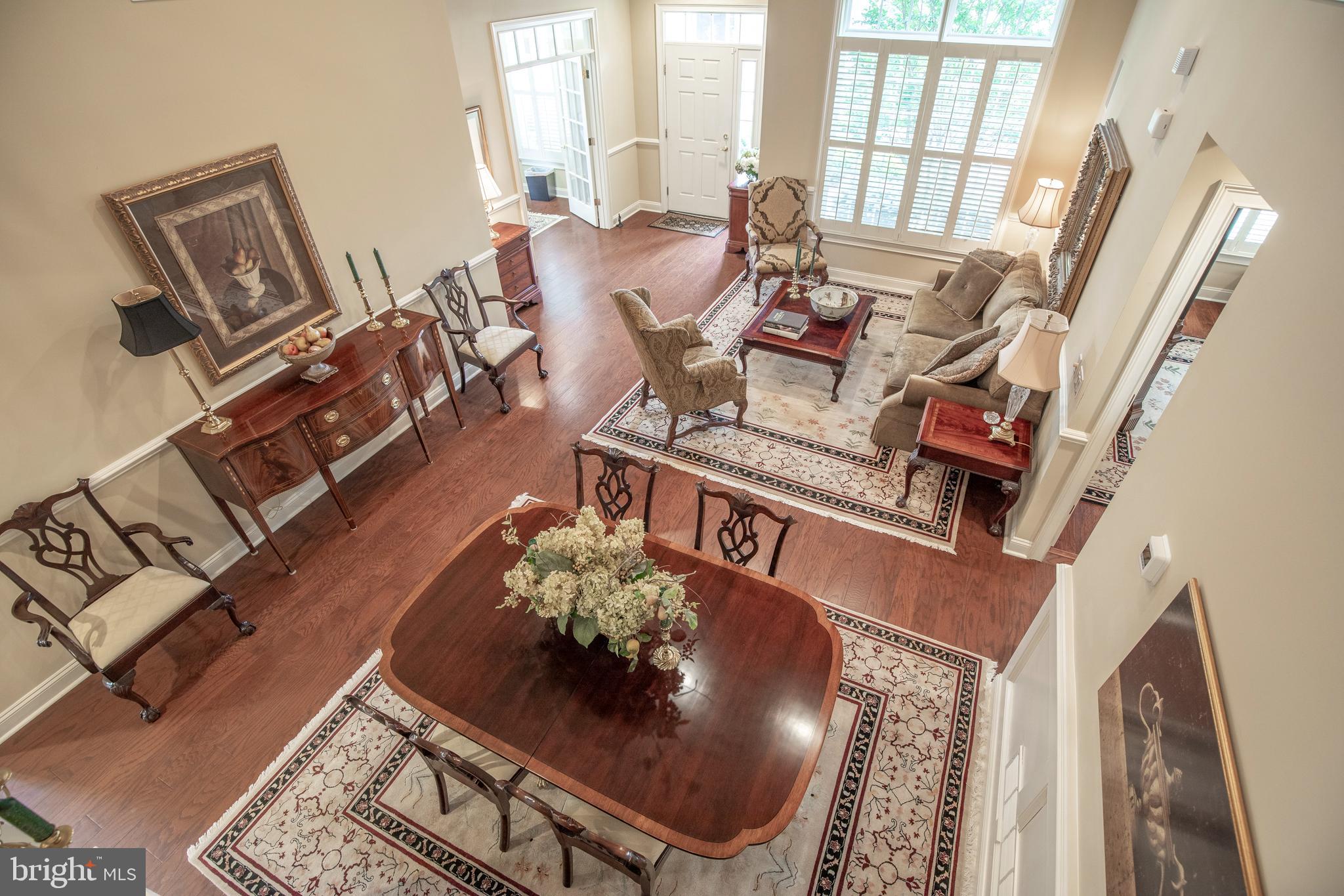 VILLAS OF NEWTOWN - Residential