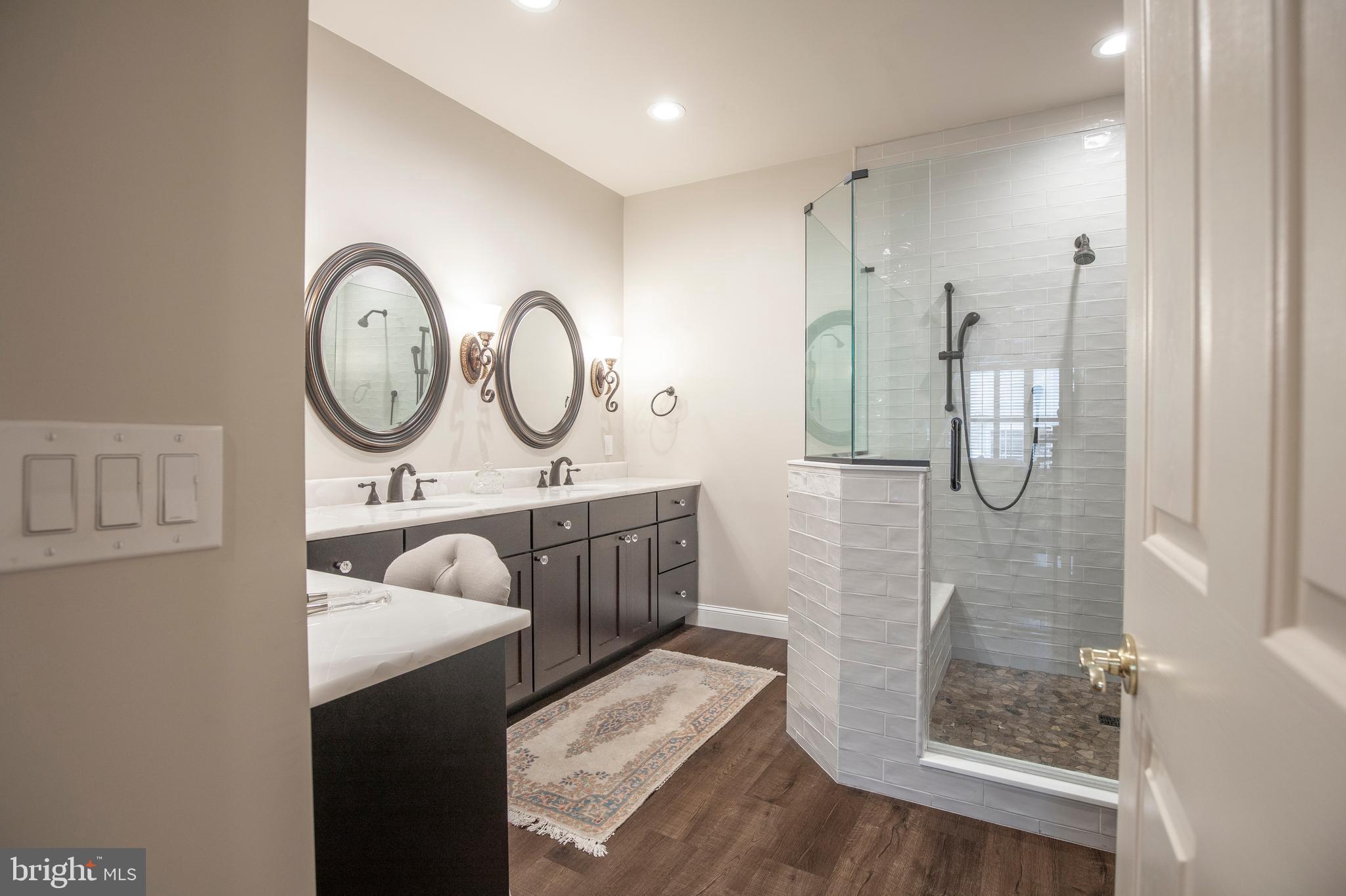 VILLAS OF NEWTOWN - Residential