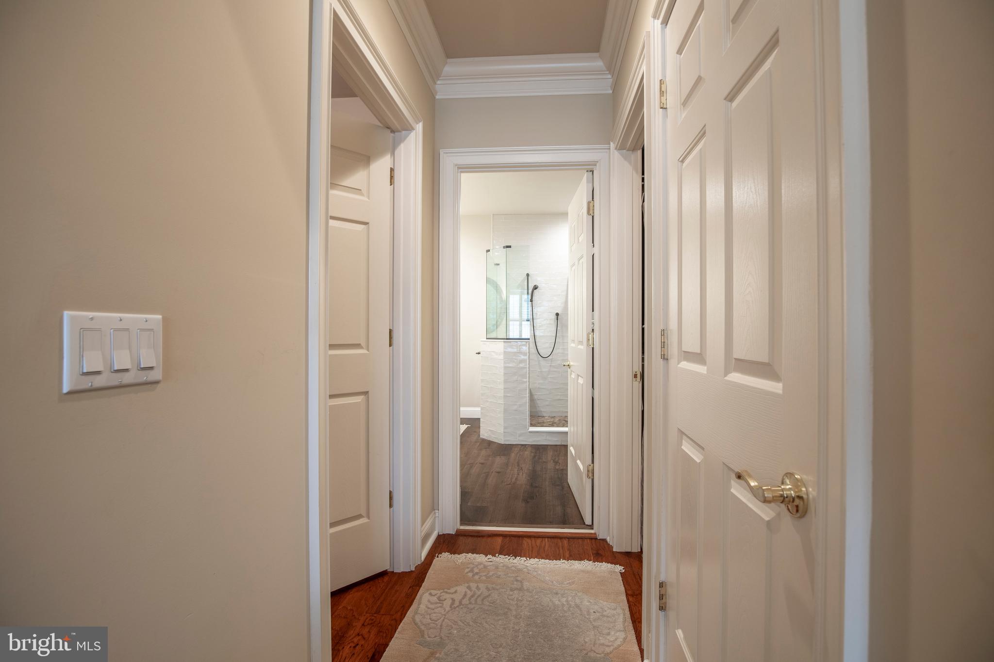 VILLAS OF NEWTOWN - Residential