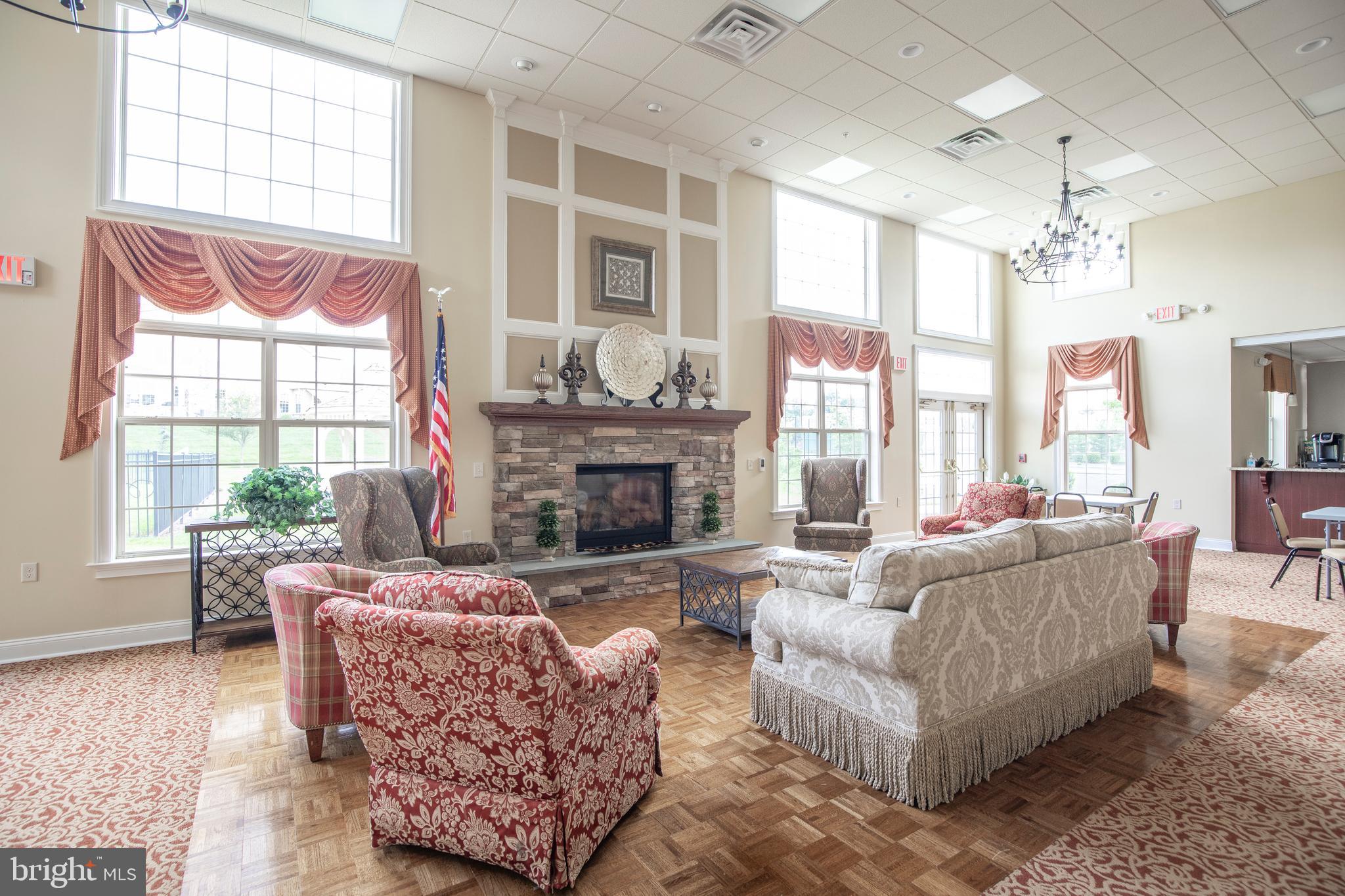 VILLAS OF NEWTOWN - Residential