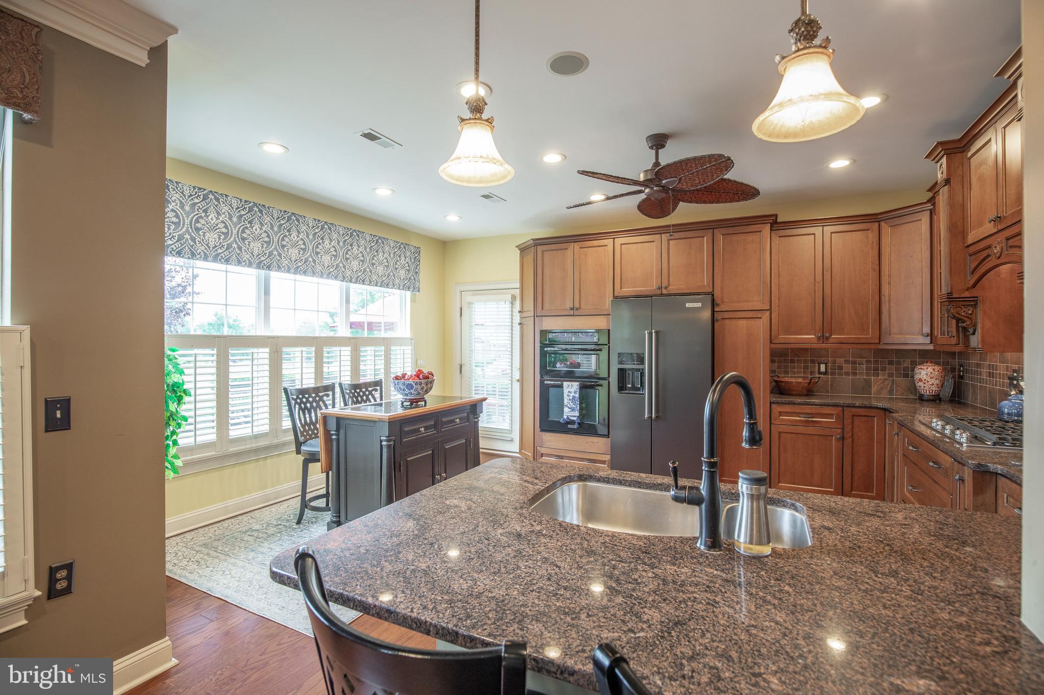 VILLAS OF NEWTOWN - Residential