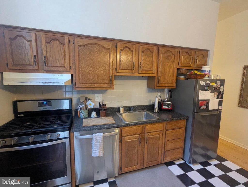 Photo of 251 S 21st St #1R, PHILADELPHIA, PA 19103 (MLS # PAPH2673072)