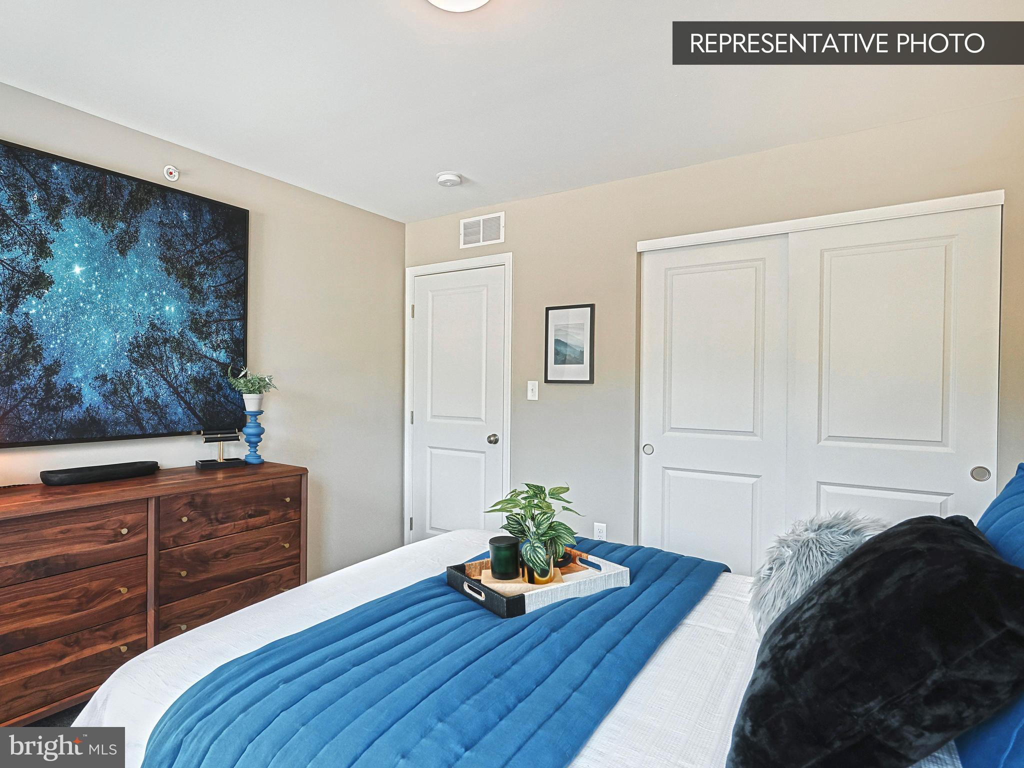 THE TOWNES AT HAMPDEN - Residential