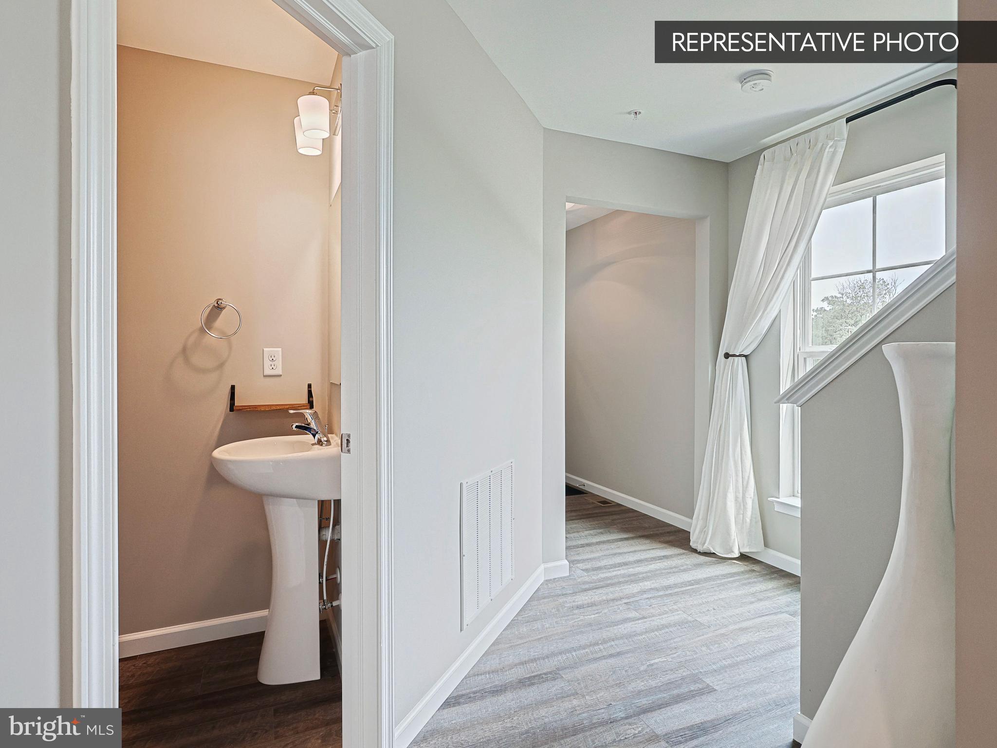 THE TOWNES AT HAMPDEN - Residential