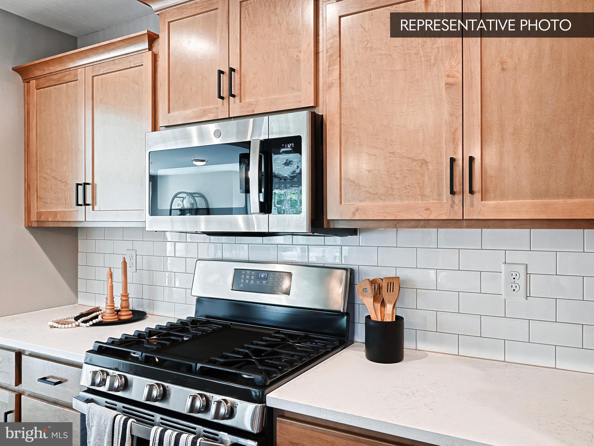 THE TOWNES AT HAMPDEN - Residential