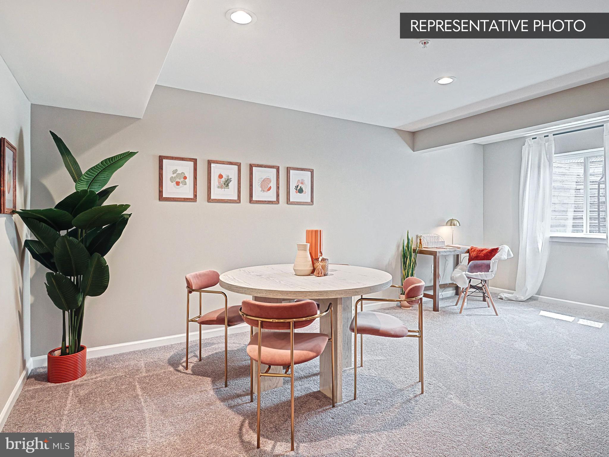 THE TOWNES AT HAMPDEN - Residential