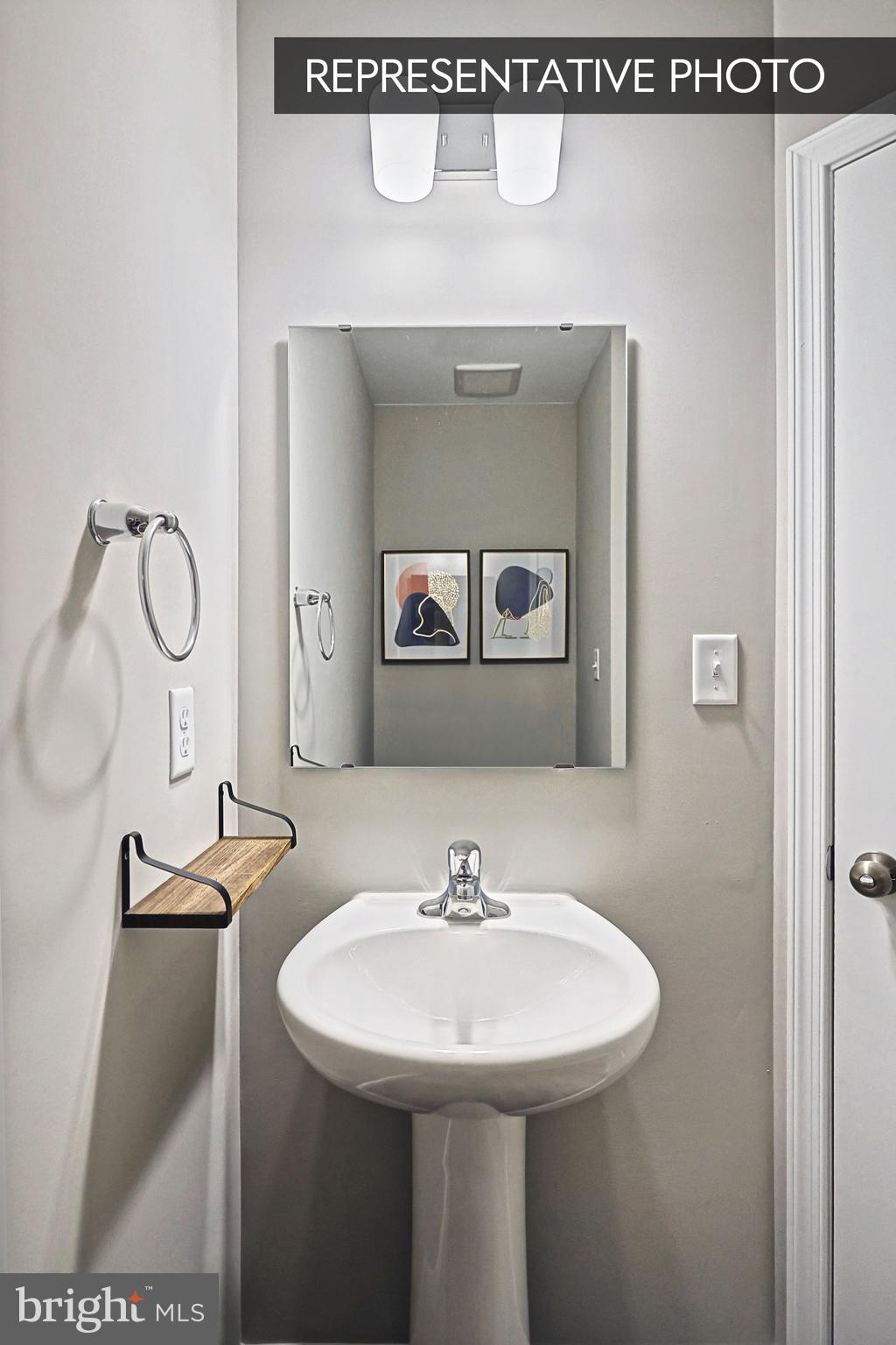 THE TOWNES AT HAMPDEN - Residential