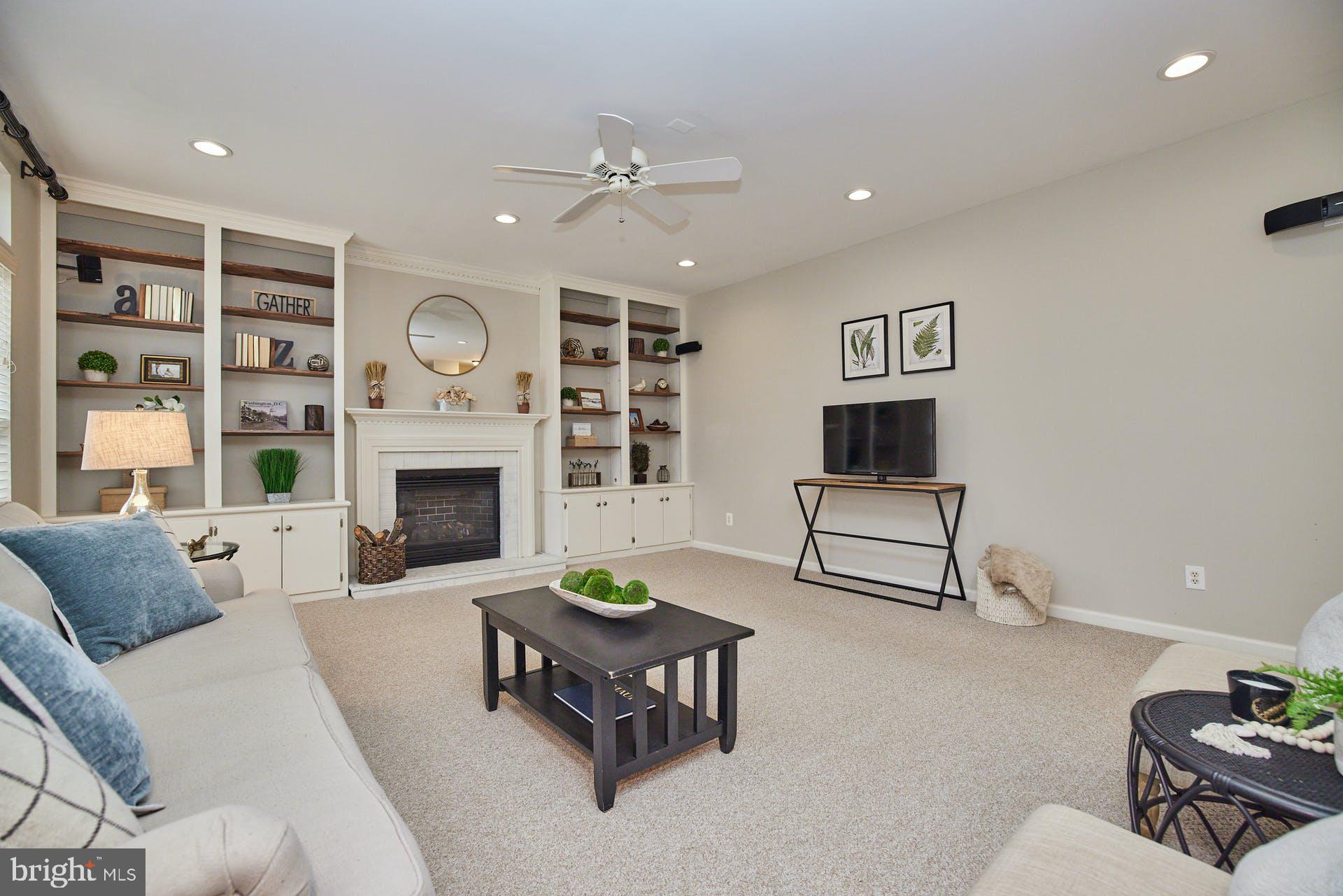 HERITAGE FARMS - Residential