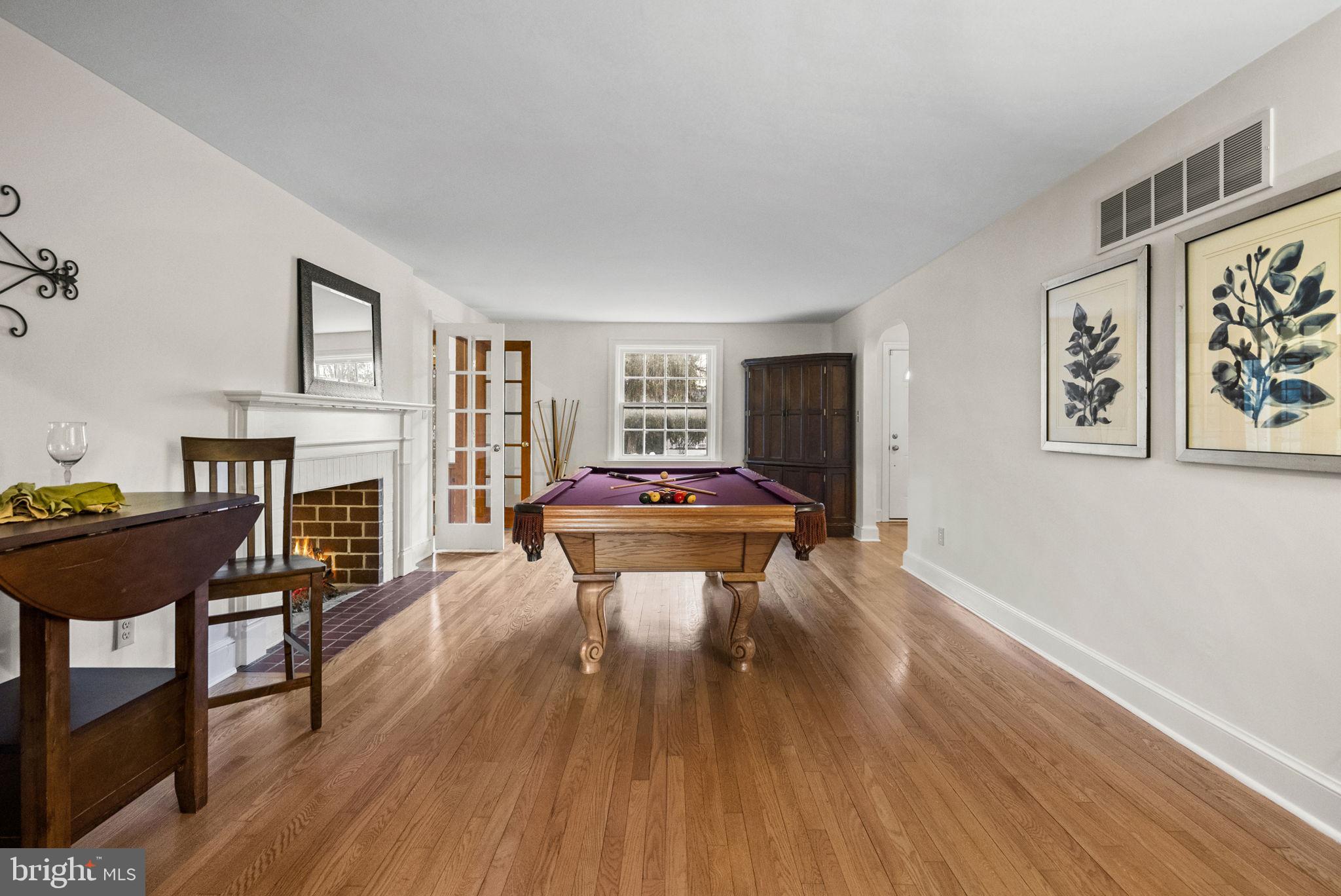 WEST ACRES - Residential