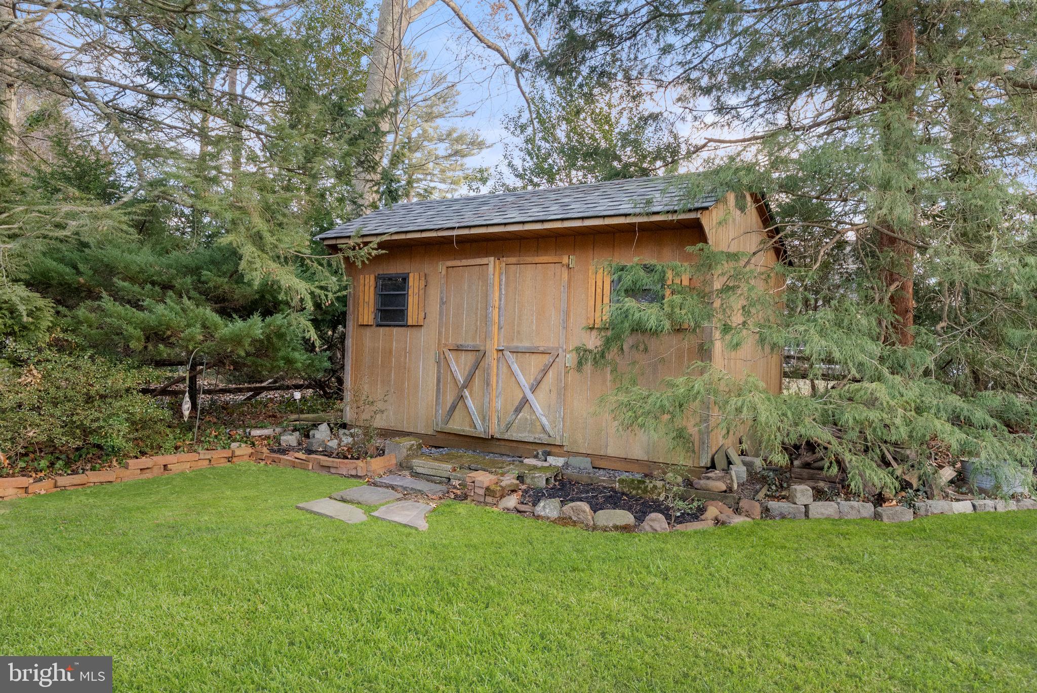 WEST ACRES - Residential