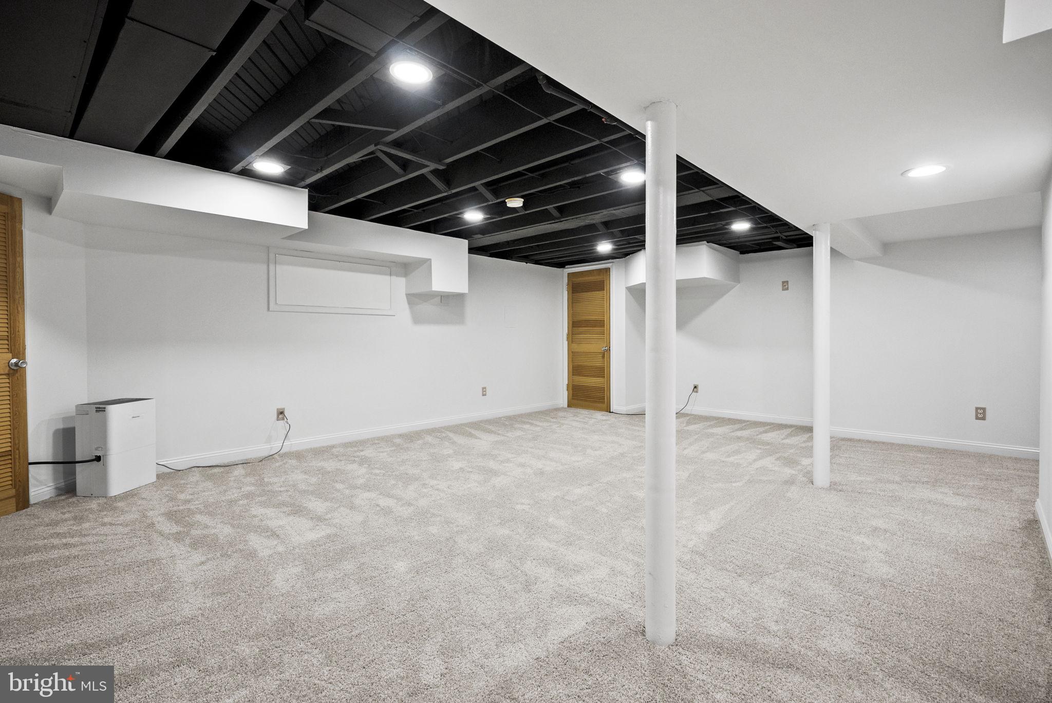 WEST ACRES - Residential