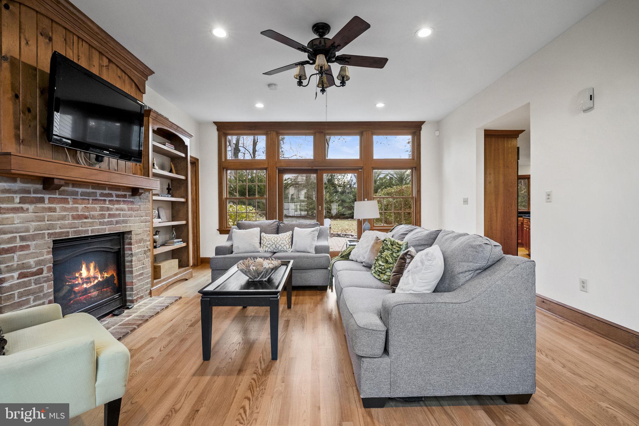 WEST ACRES - Residential