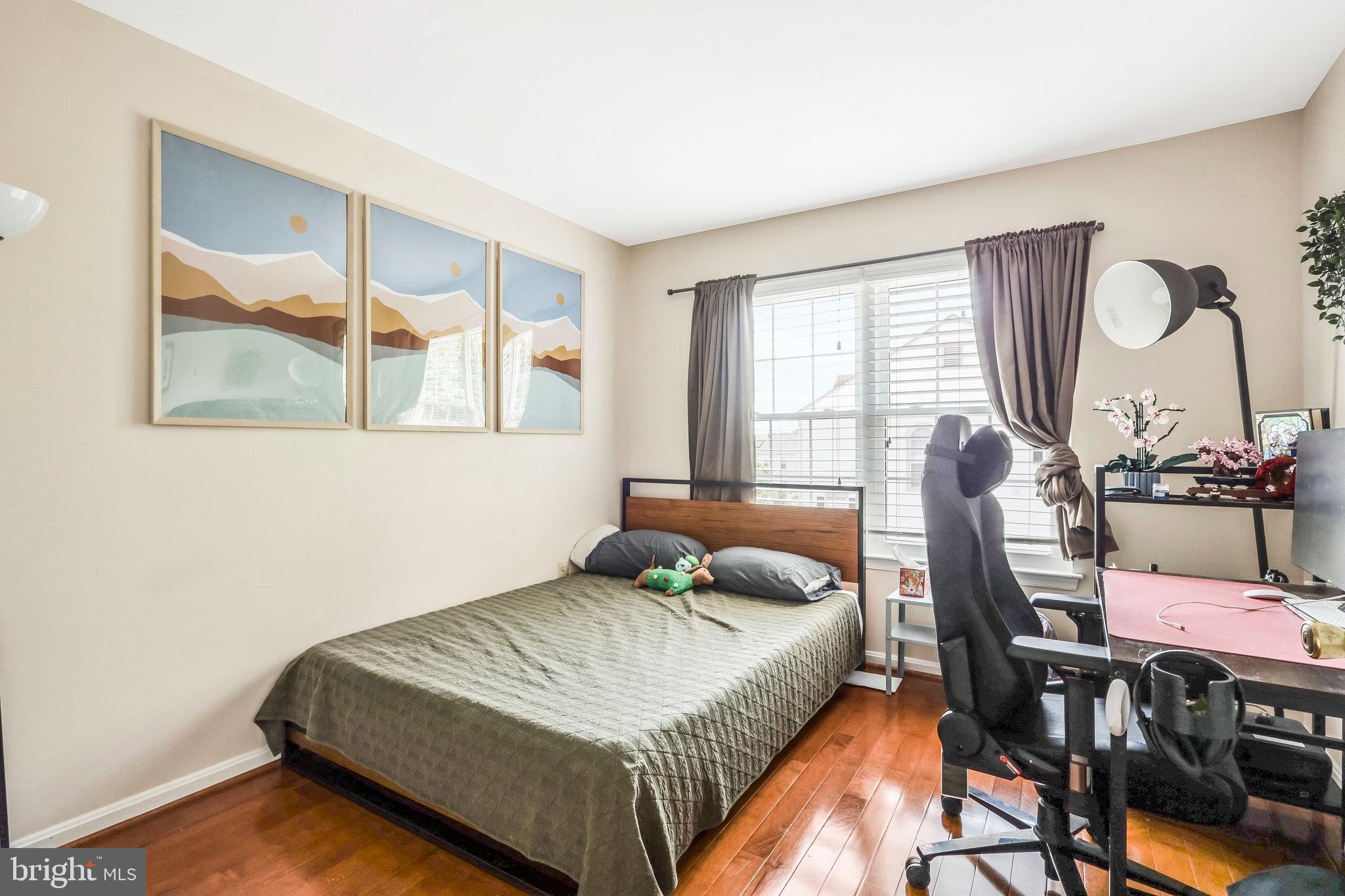 JAPONICA - Residential Lease