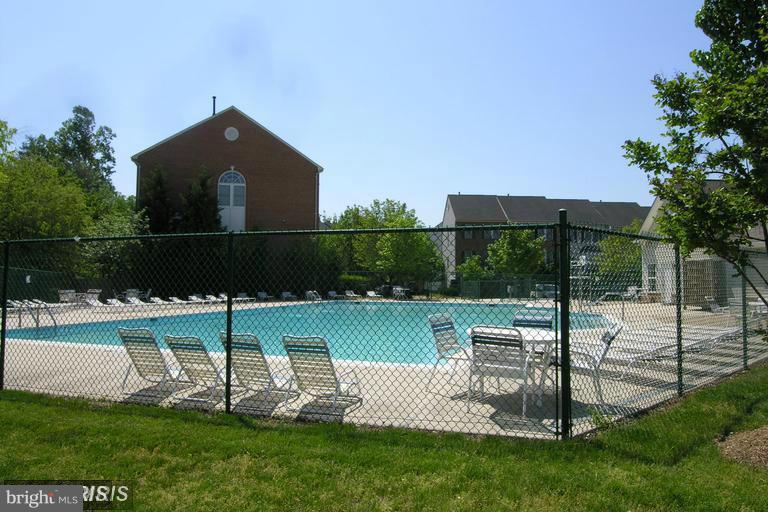 JAPONICA - Residential Lease