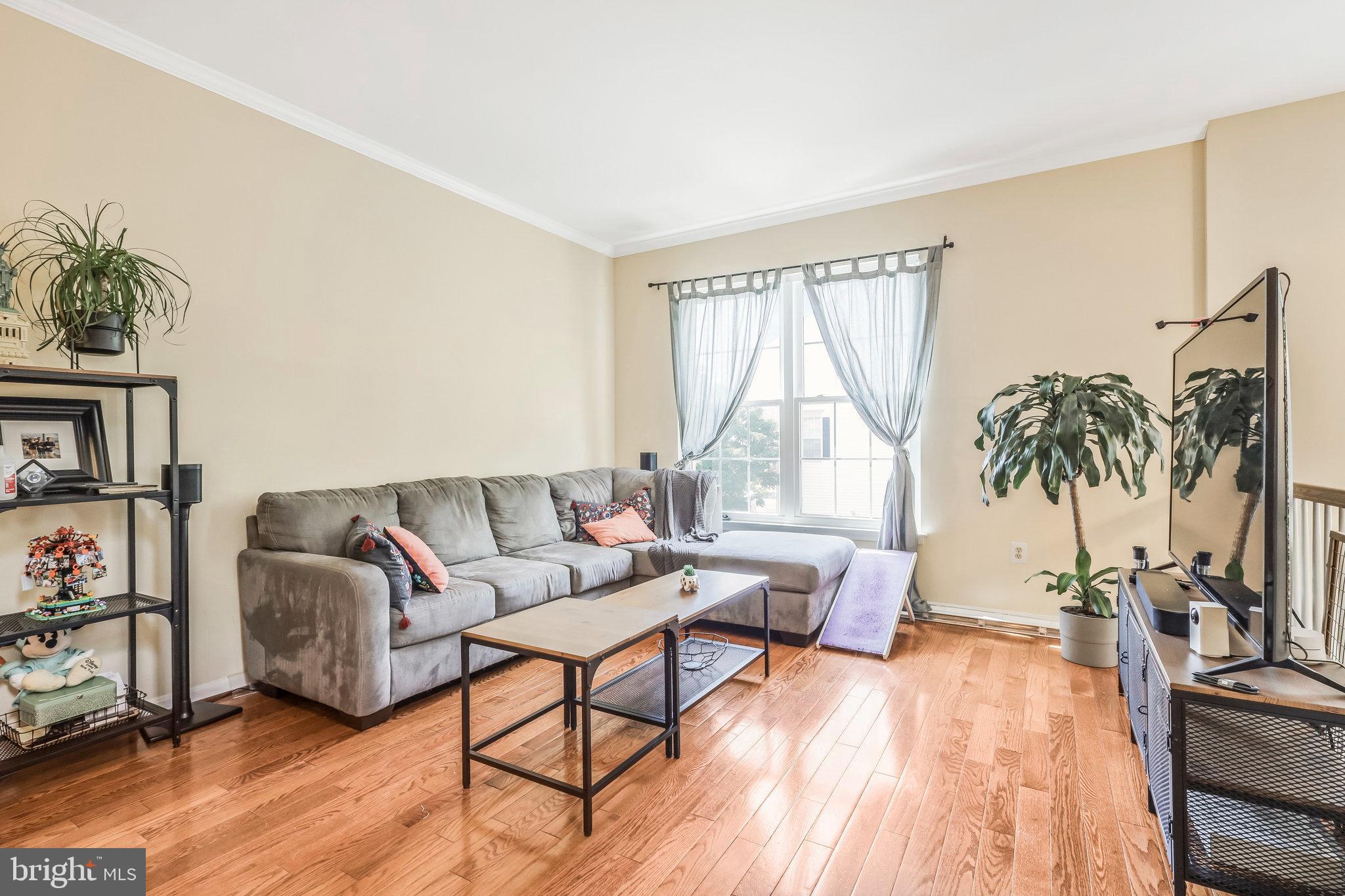 JAPONICA - Residential Lease