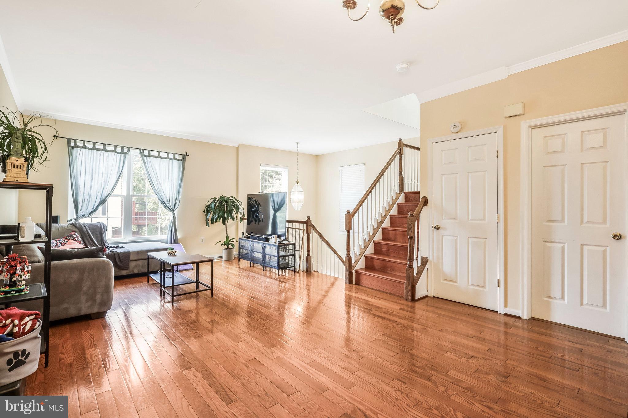 JAPONICA - Residential Lease