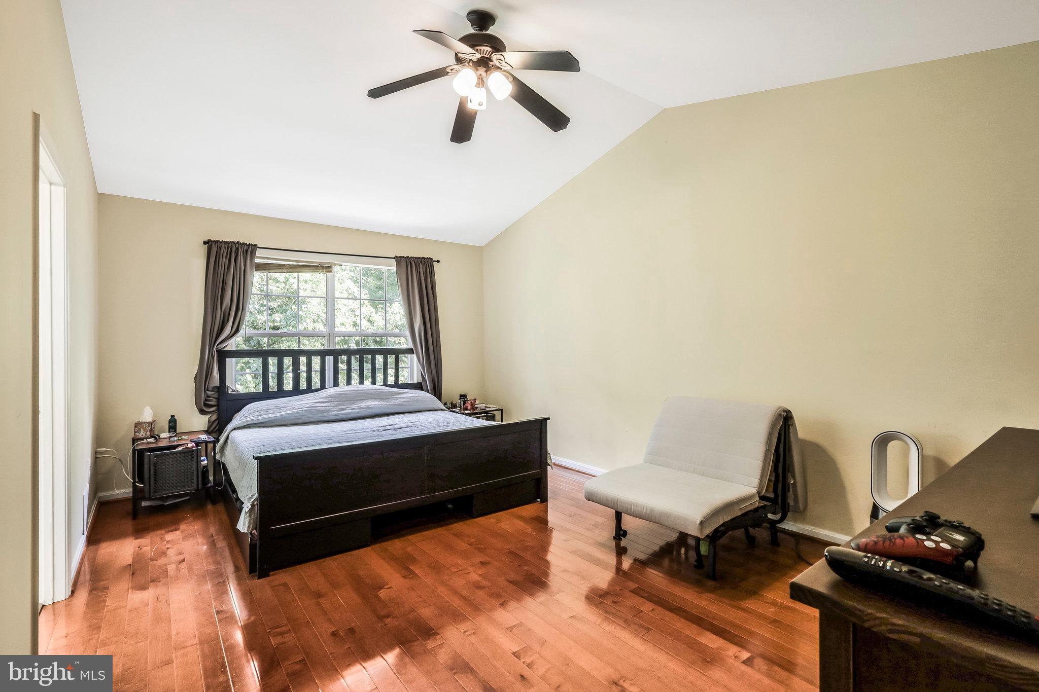 JAPONICA - Residential Lease