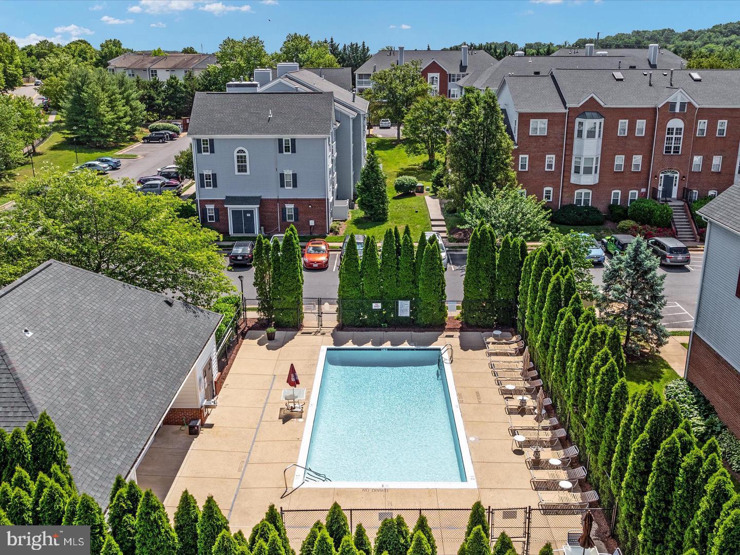 LEESBURG GATEWAY II - Residential