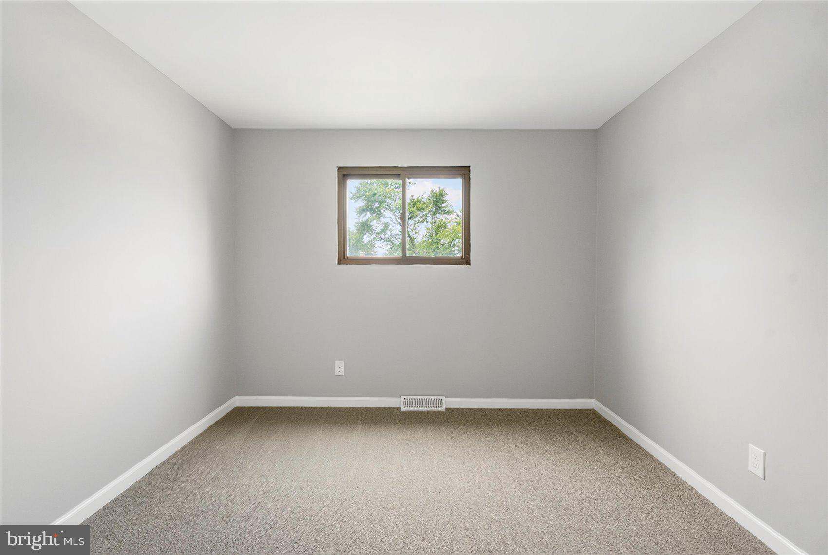 THE HIGHLANDS - Residential