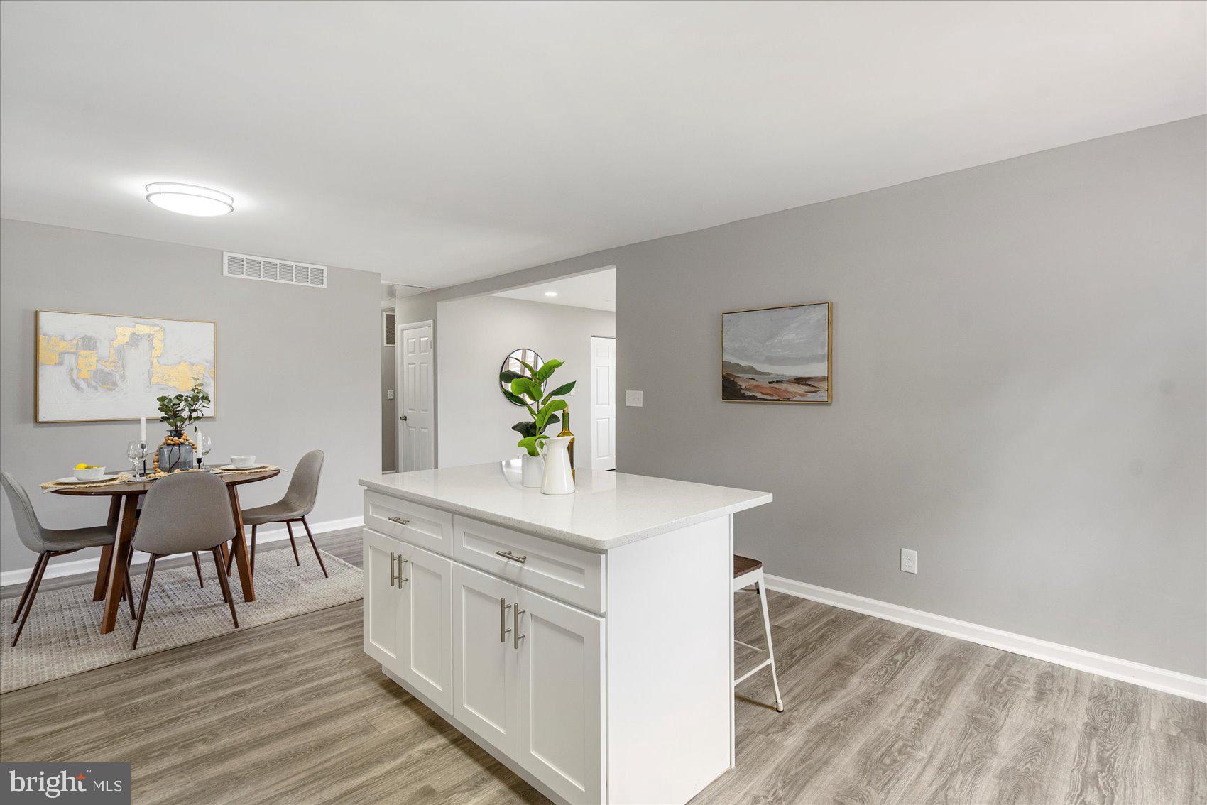 THE HIGHLANDS - Residential