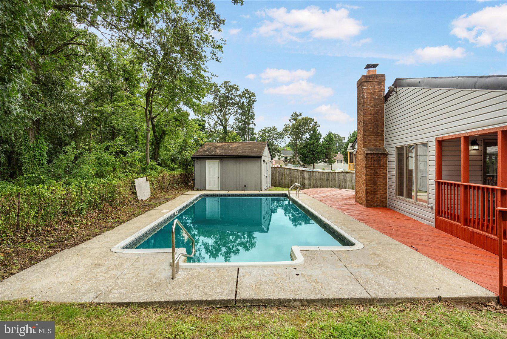 THE HIGHLANDS - Residential