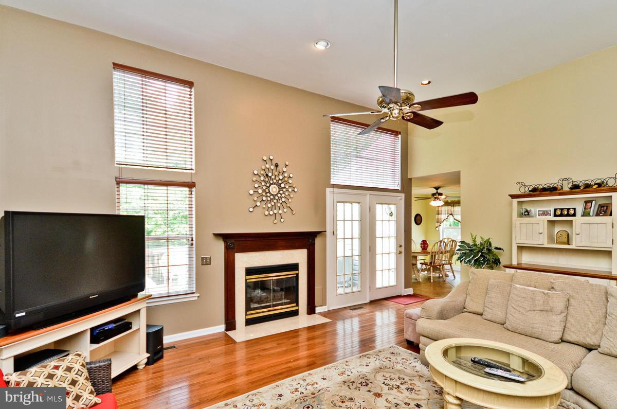 WALDEN - Residential Lease