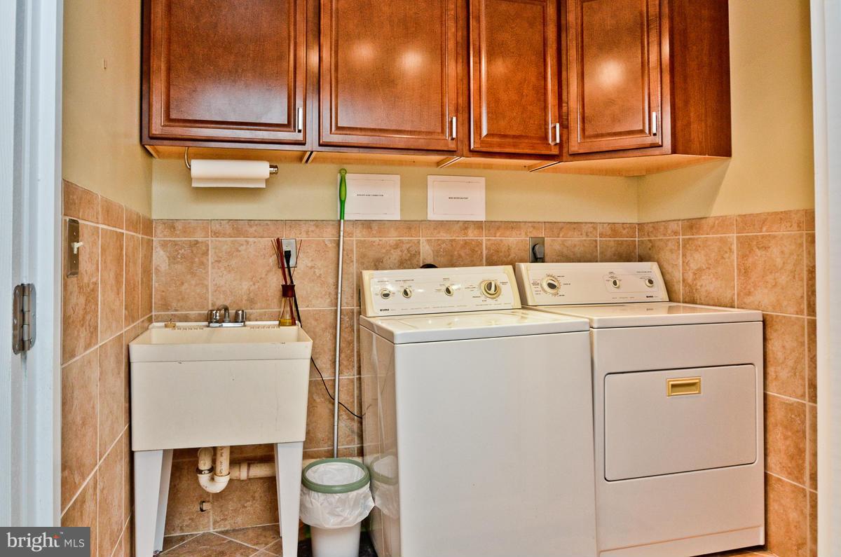 WALDEN - Residential Lease