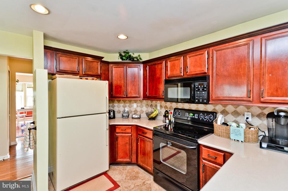 WALDEN - Residential Lease