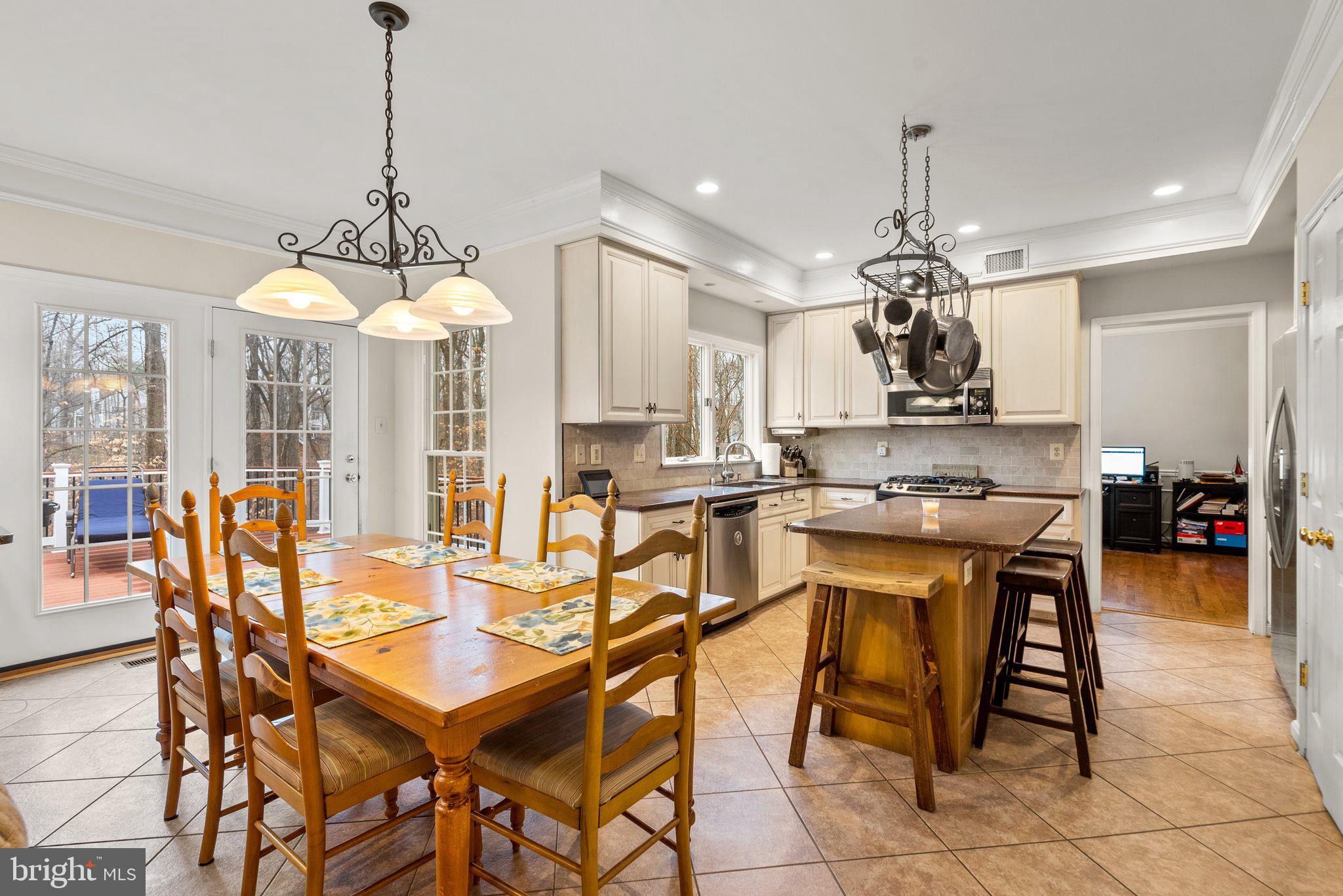 HALLOWELL - Residential