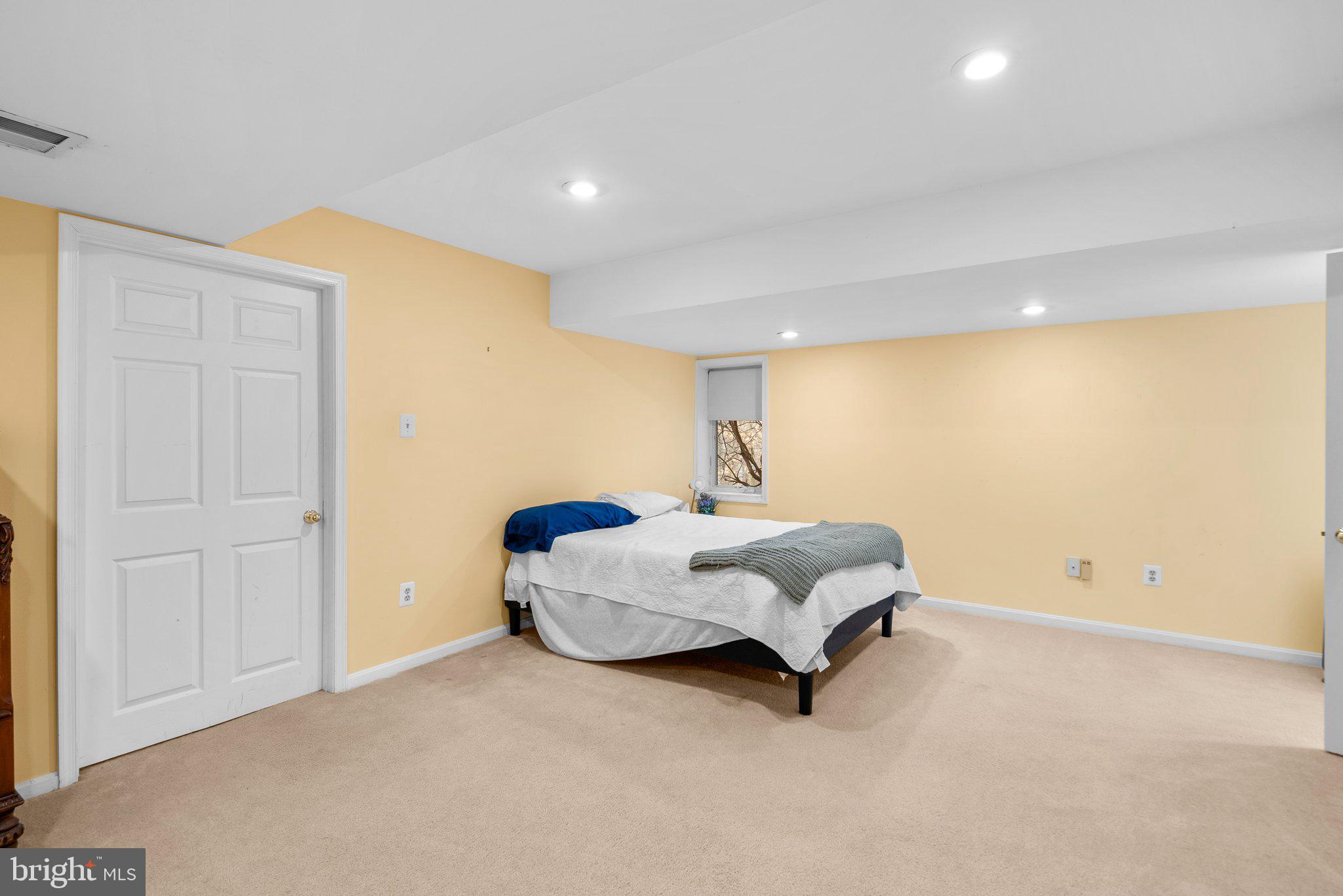 HALLOWELL - Residential