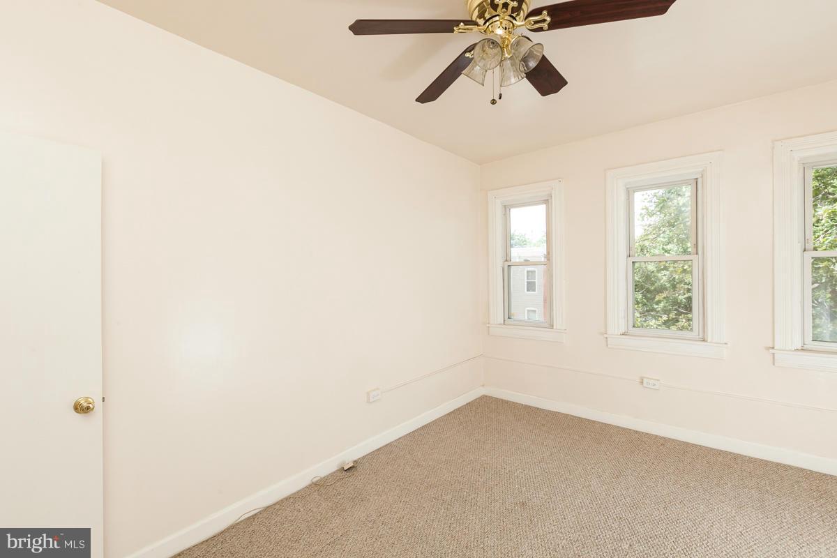 WASHINGTON VILLAGE - Residential Lease