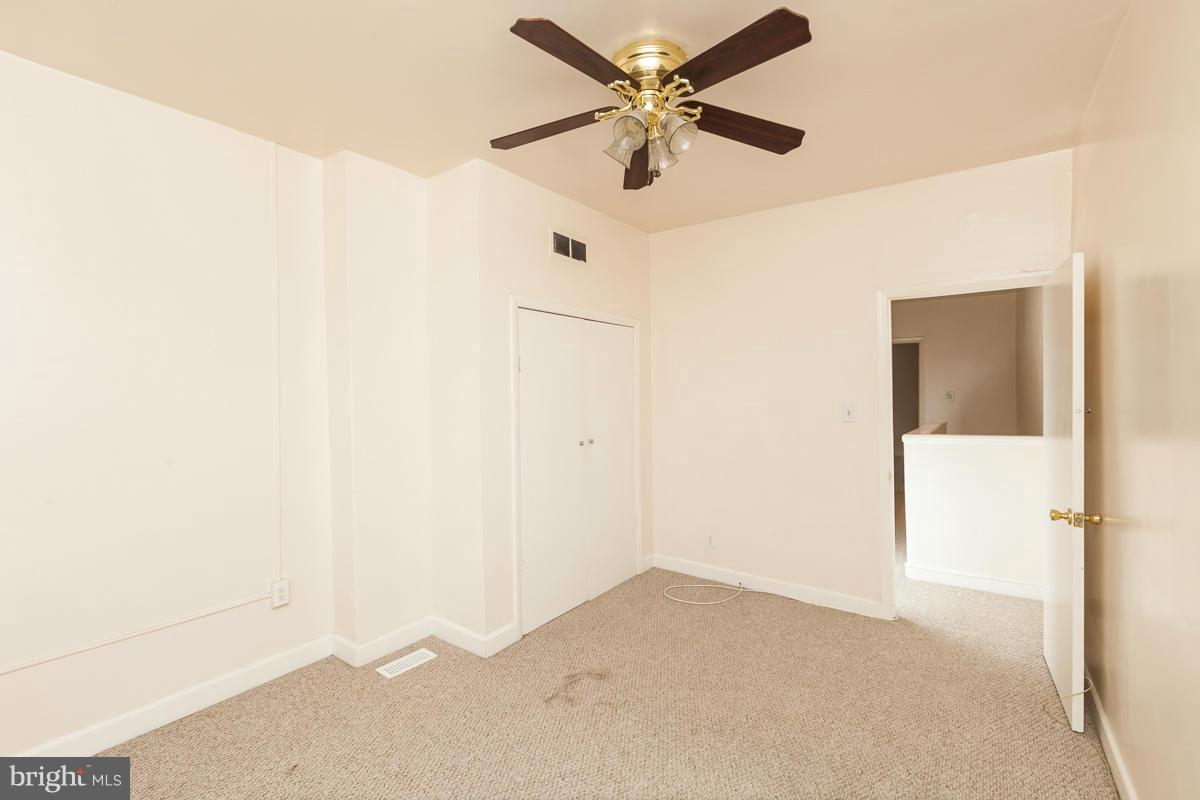 WASHINGTON VILLAGE - Residential Lease